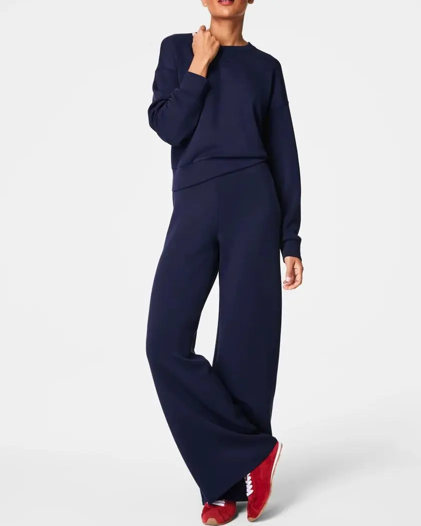 Long-Sleeved Crewneck Sweatshirt