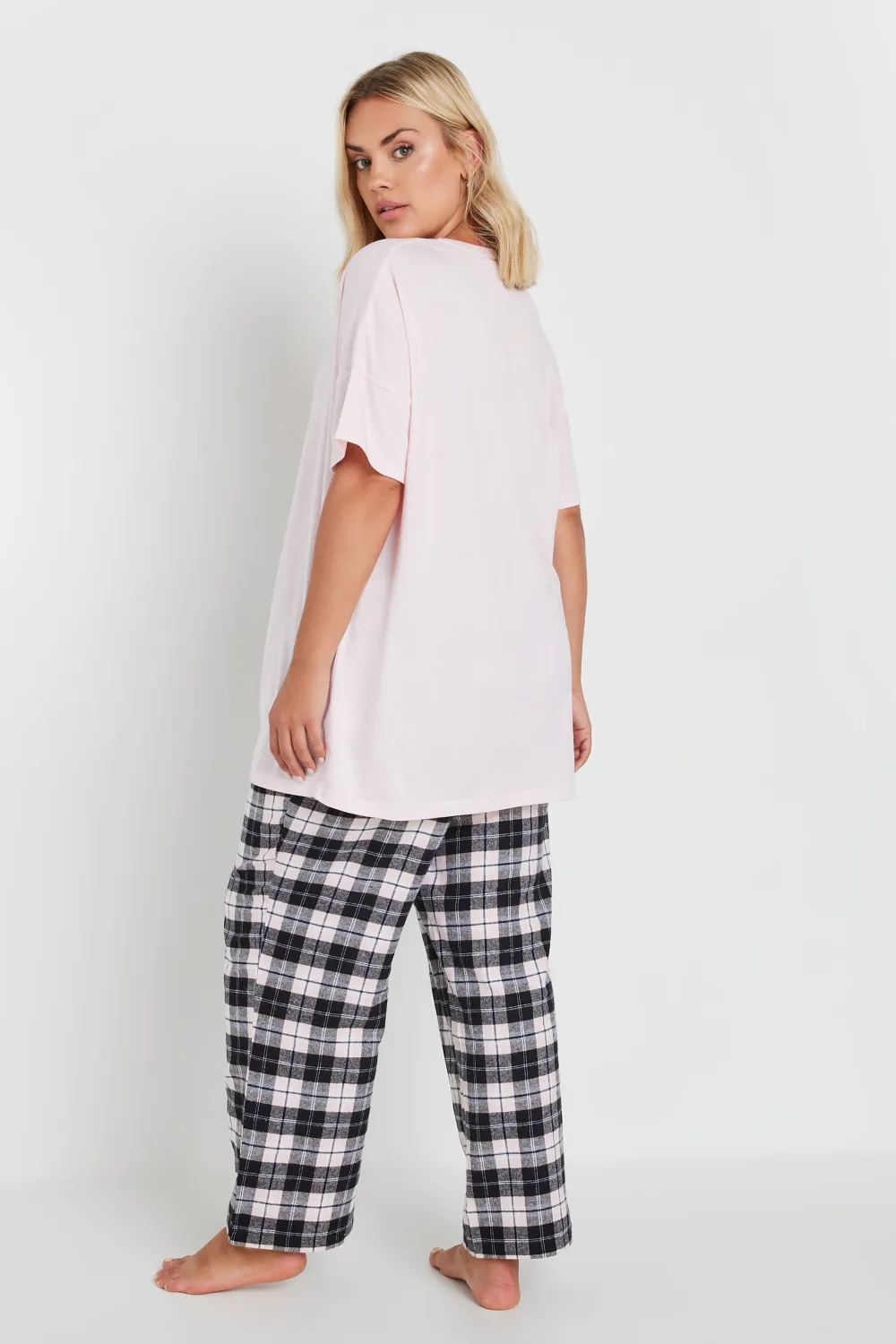YOURS Curve Pink Woven Check Print Pyjama Set