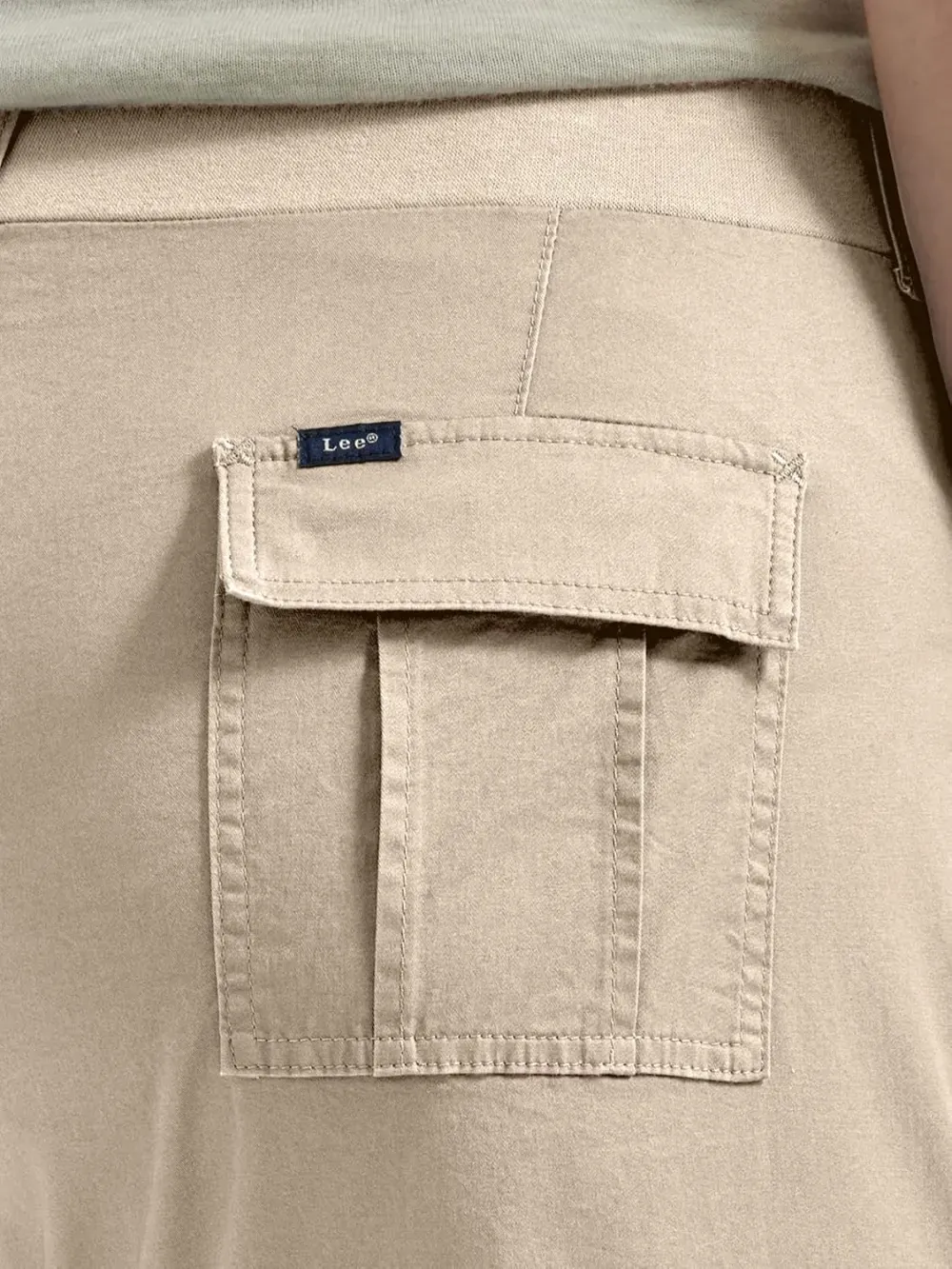 Lee Women's Plus Size Ultra Lux Comfort with Flex-to-go Cargo Capri Pant