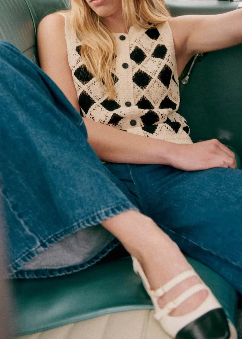 Two Tone Sleeveless Shirt