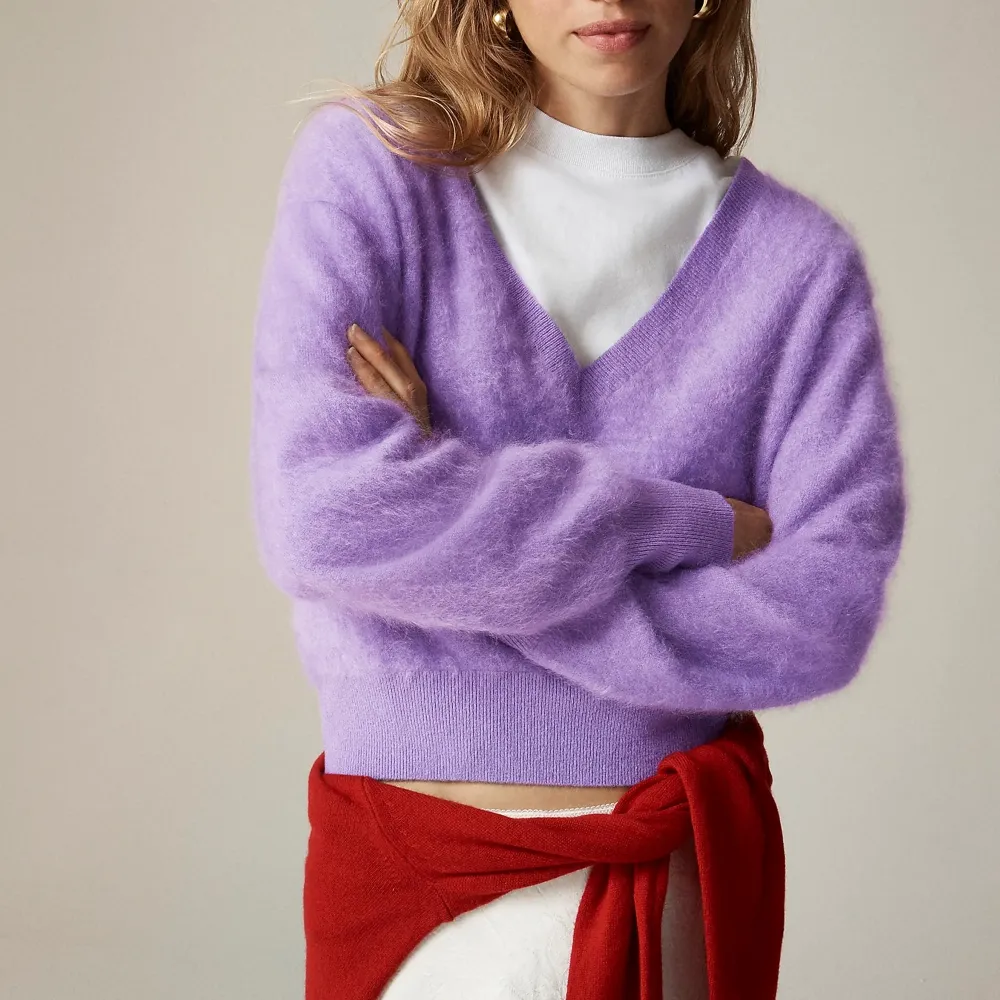 Brushed Cashmere Cropped V-Neck Sweaters