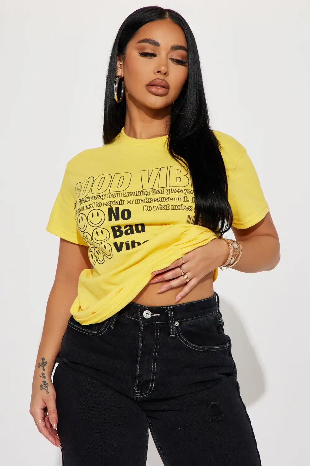 No Bad Vibes Smiley T-Shirt - Mustard