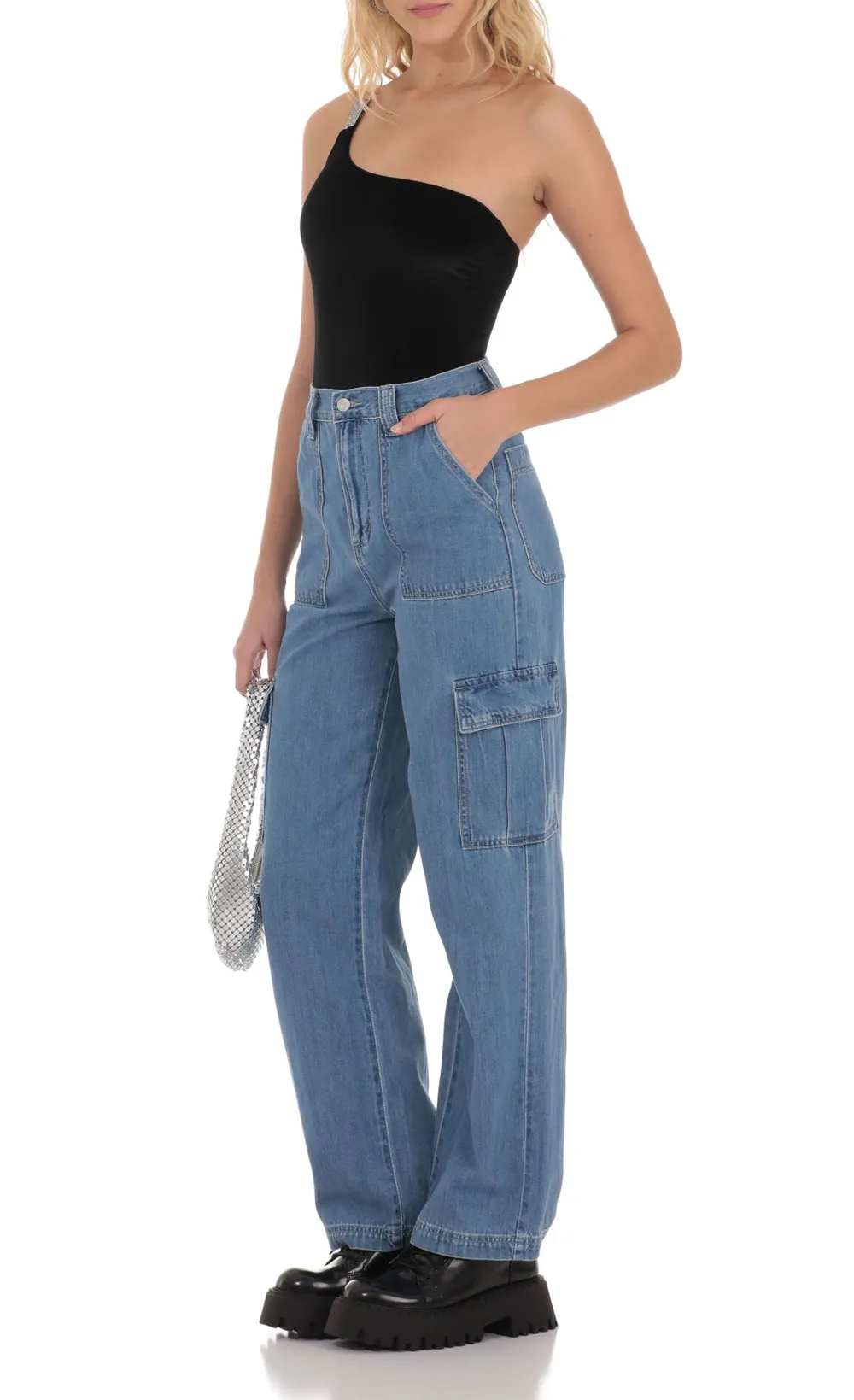 Wide Leg Cargo Jeans in Light Denim