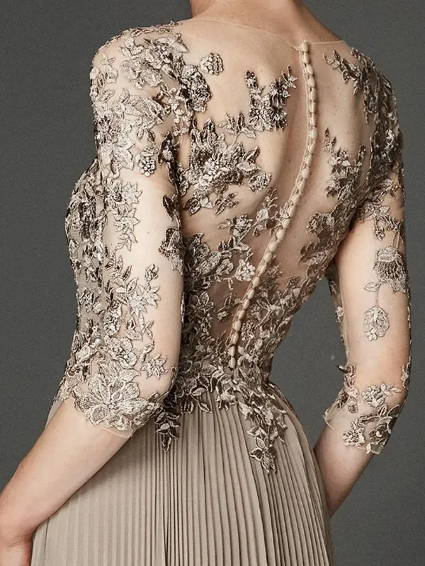 V-neck lace solid color dress