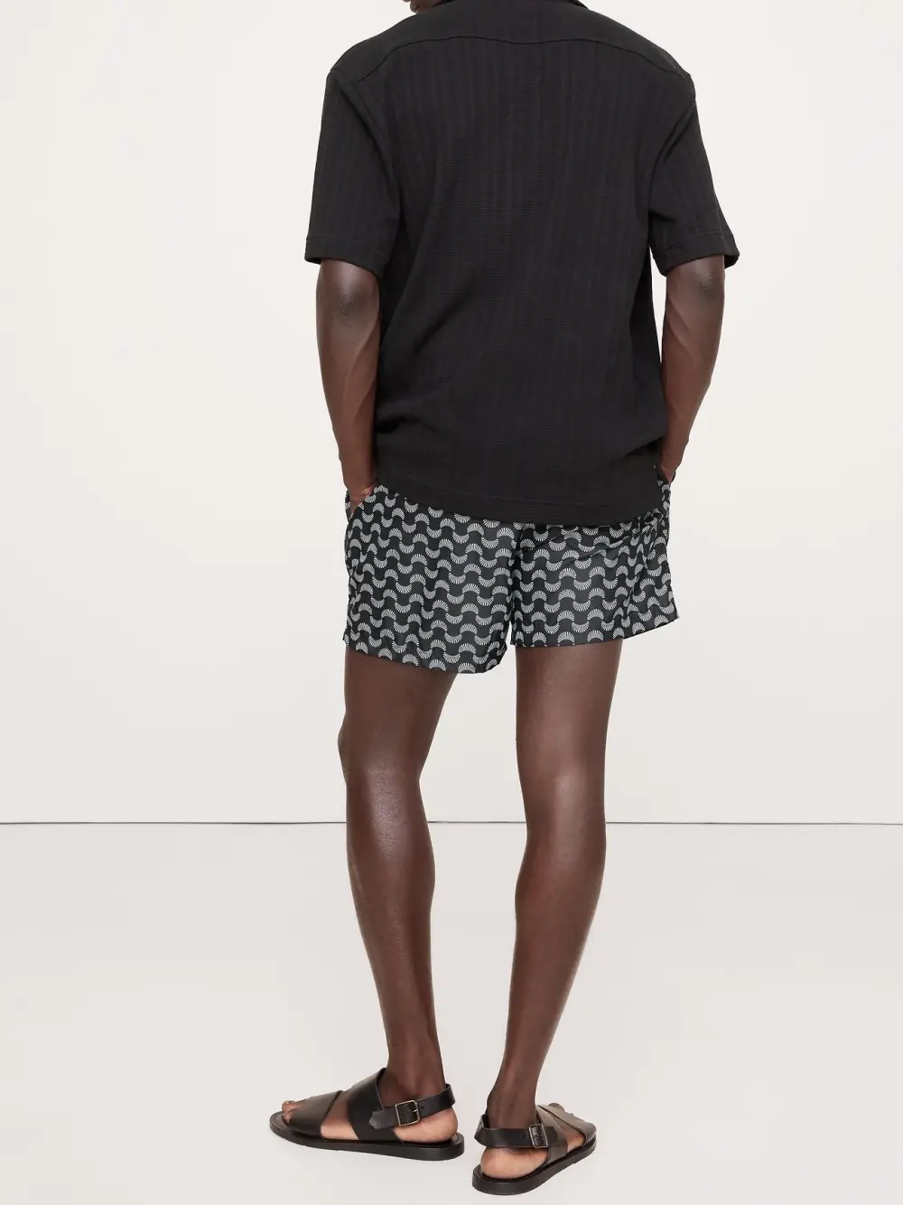 Men's Black Print Waterproof 5.5