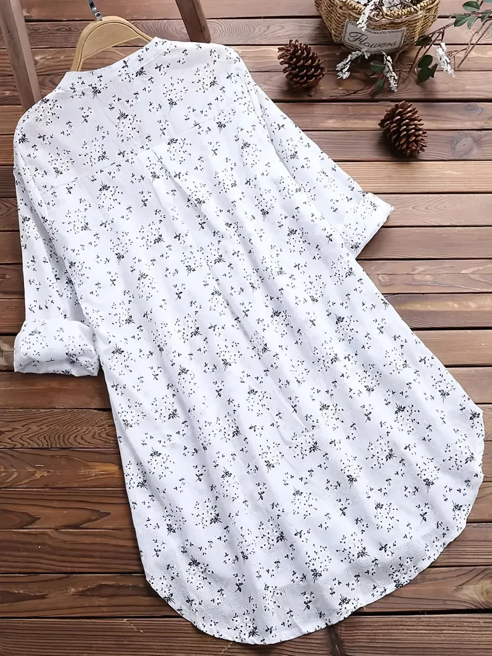 Plus Size Cotton Floral Print Long Sleeve Midi Top, Women's Plus Casual Button Front T-shirt