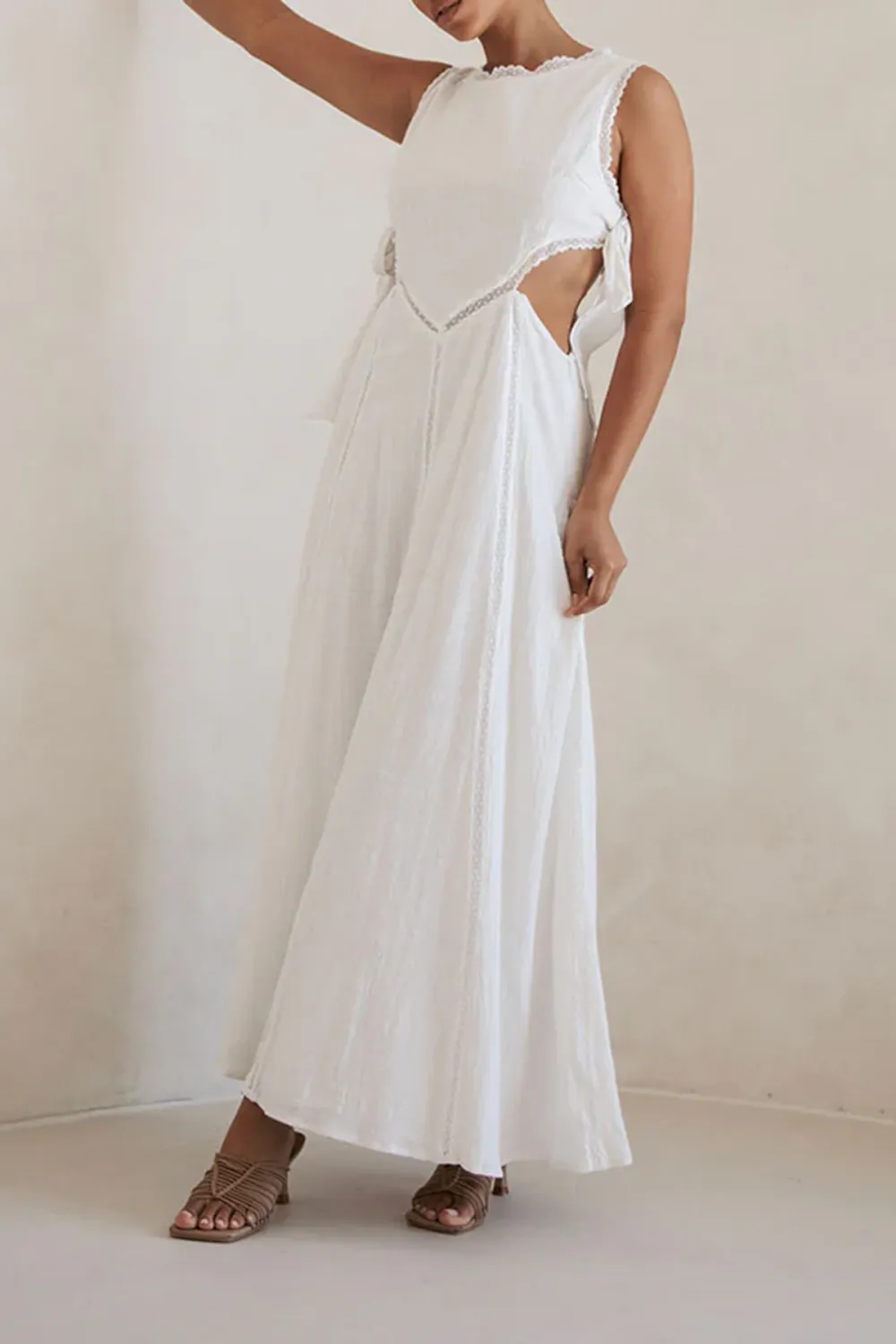 Cut Out Sleeveless Maxi Dress