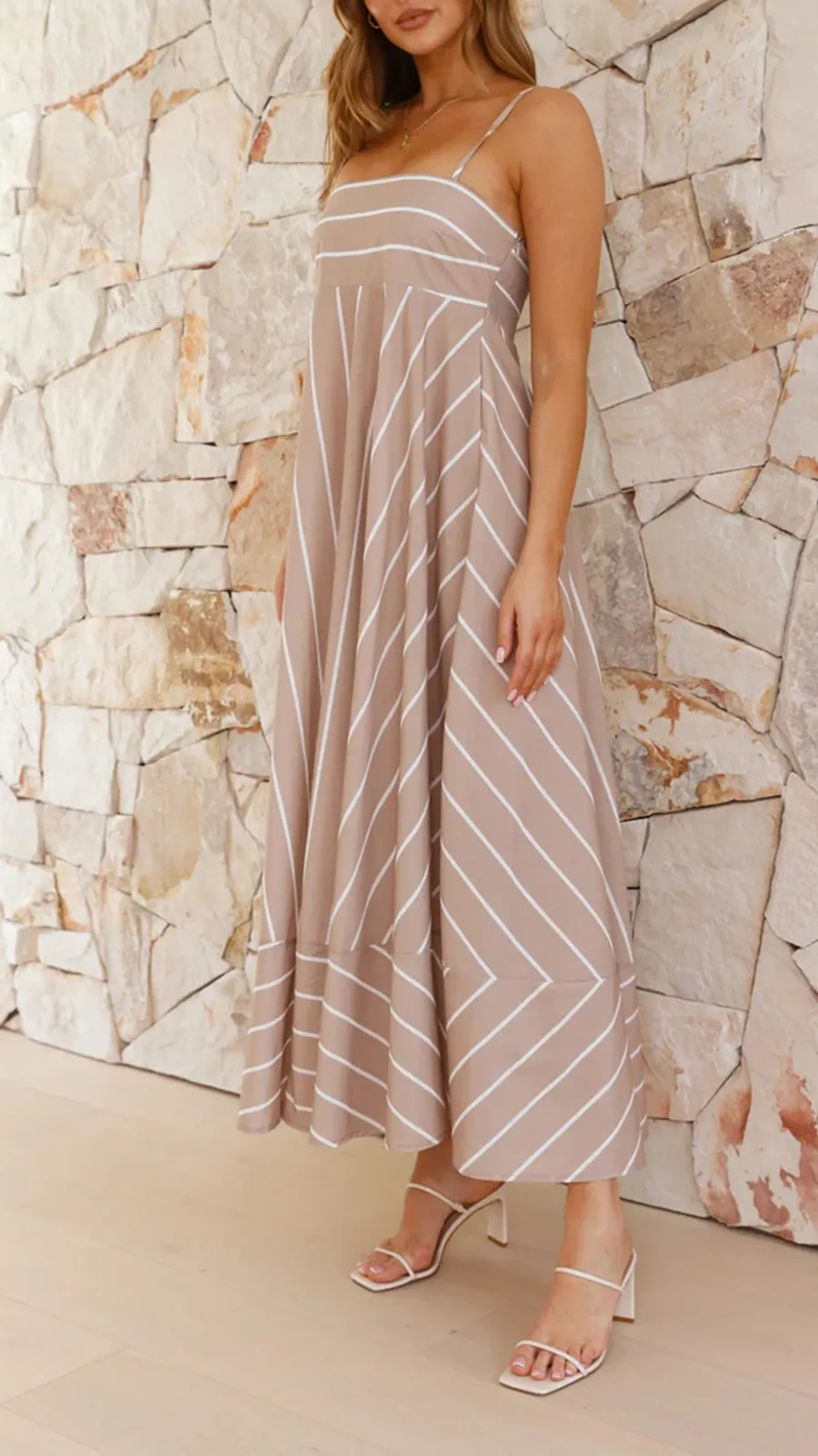 Relaxed Fit Maxi Dress