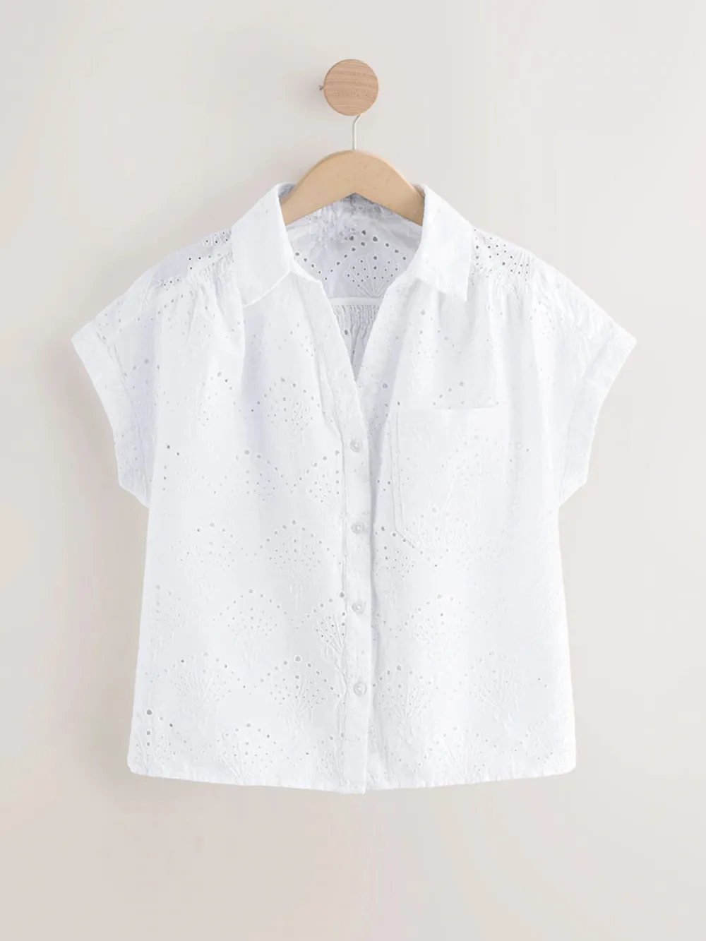 Short-Sleeved Embroidered Shell Shirt