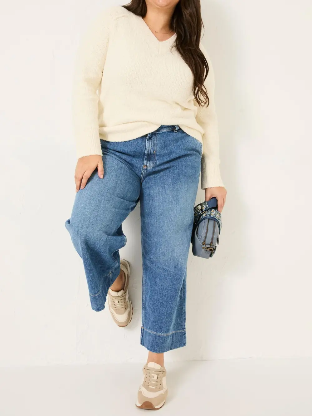 Ivory Casual V-Neck Sweaters