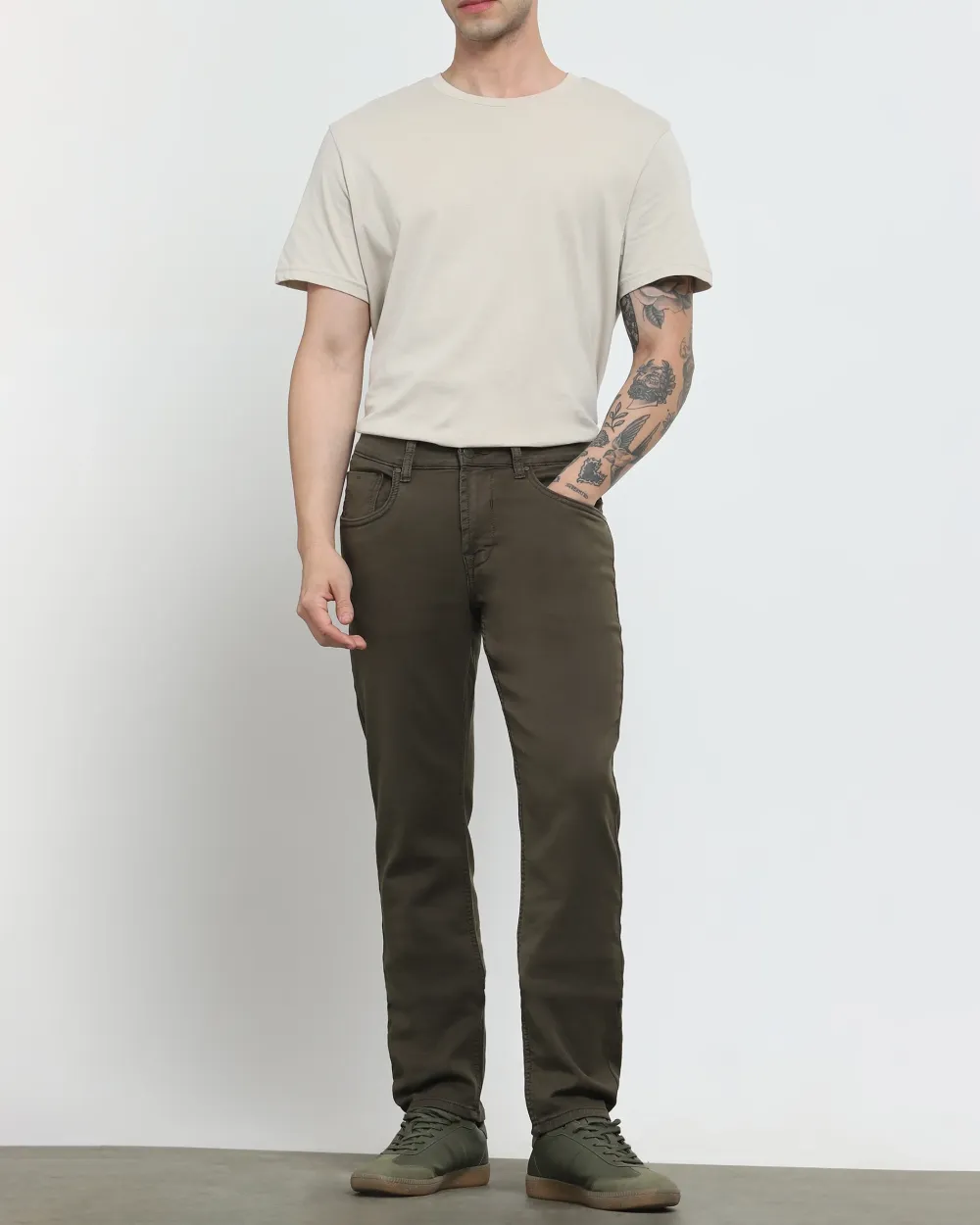 Classic Versatile And Comfortable Straight Dark Olive Jeans