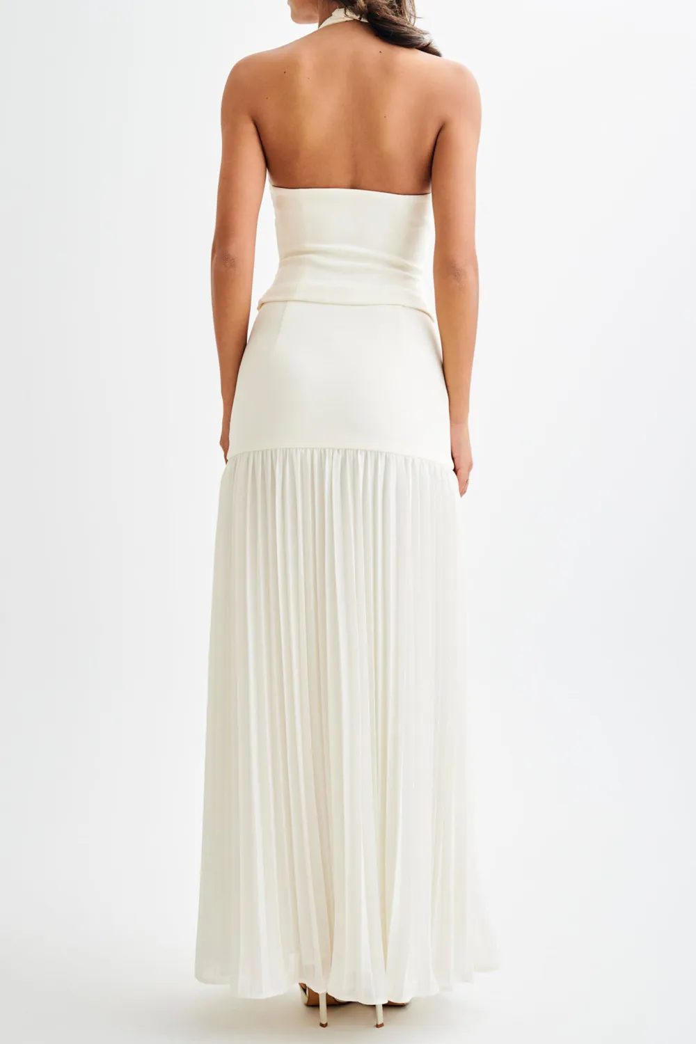 Suiting Halter Top With Buckle