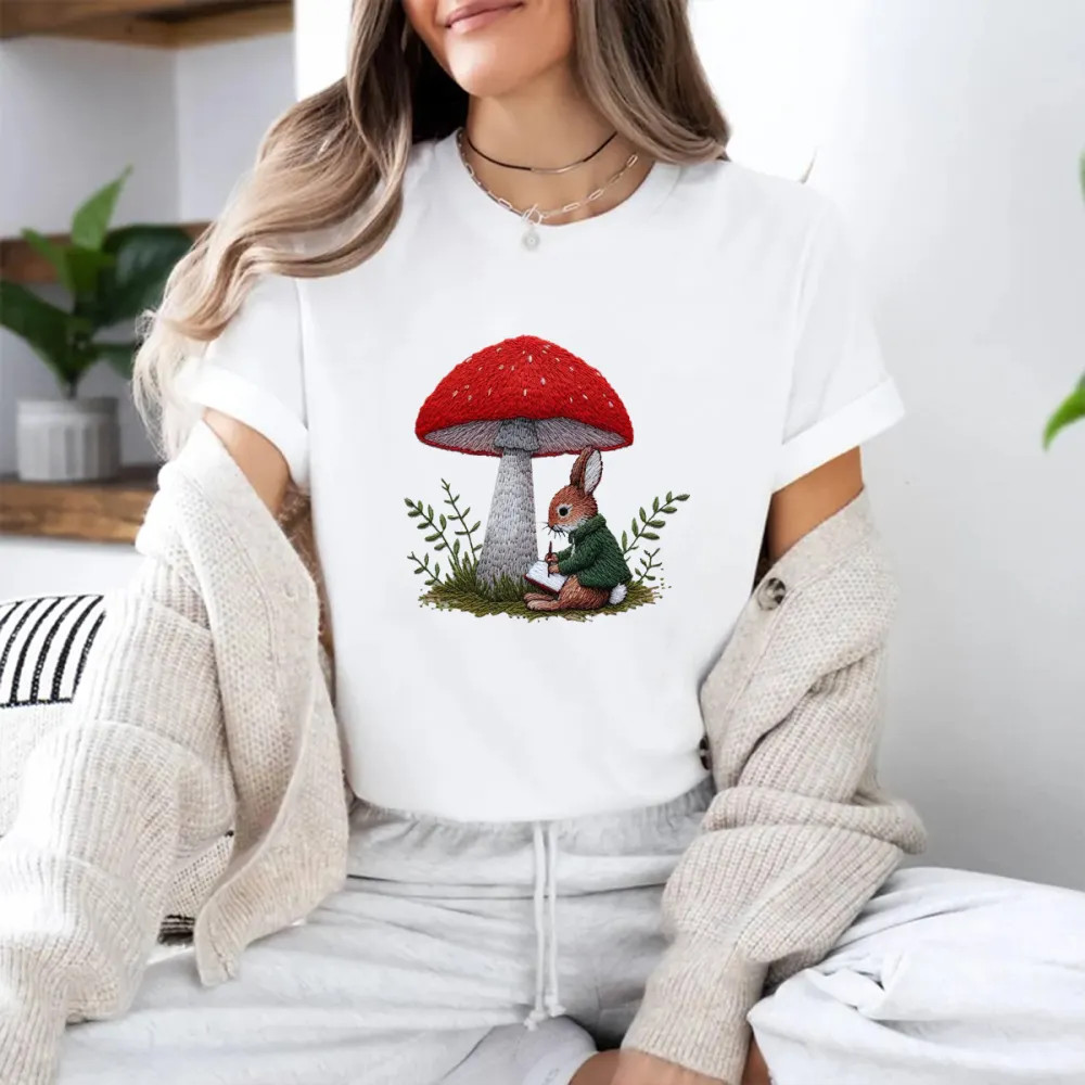 Rabbit Doing Homework Under The Mushroom Tree Printed Round Neck Short Sleeve T-Shirt