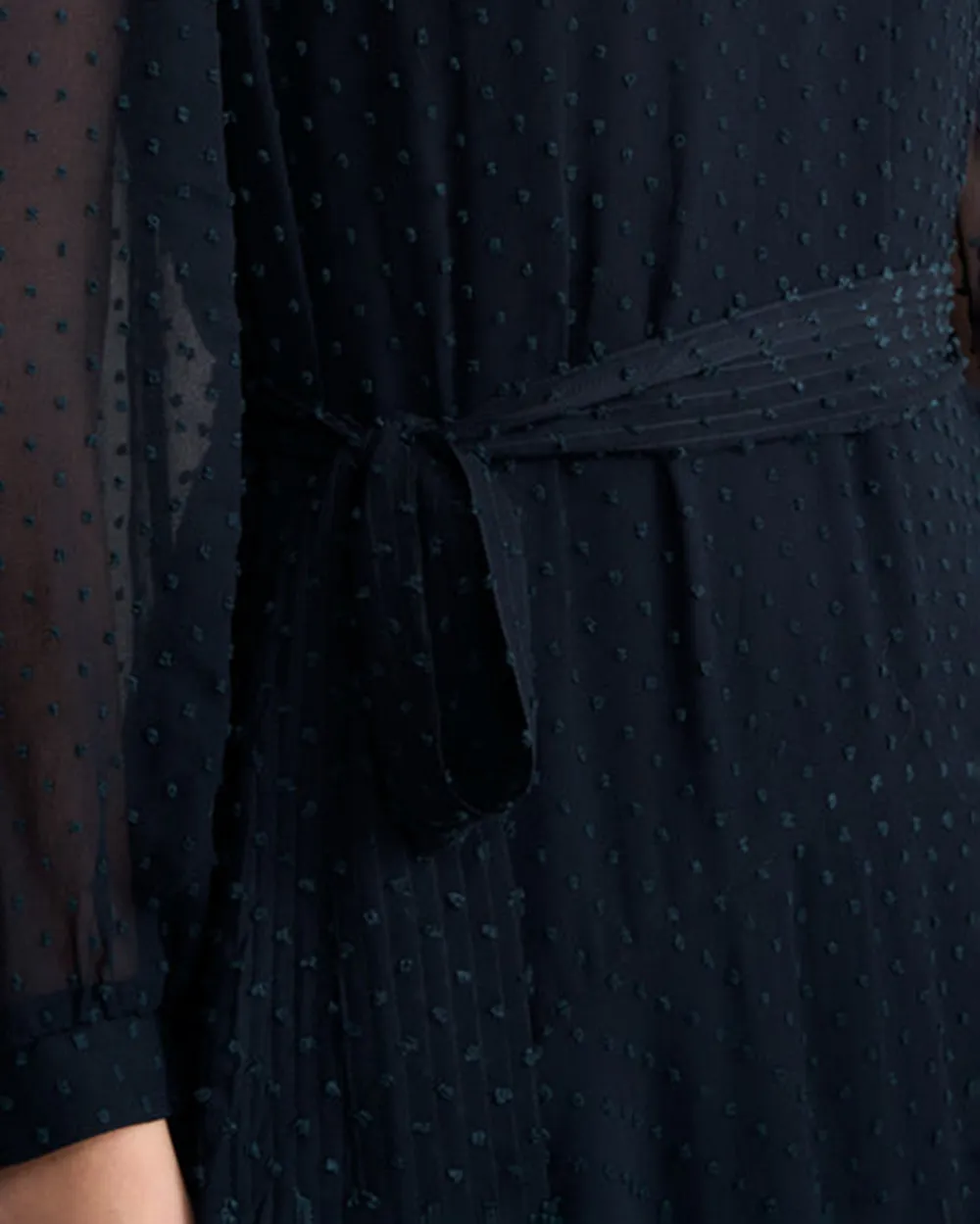 V Neck Long Sleeve Belted Midi Dress