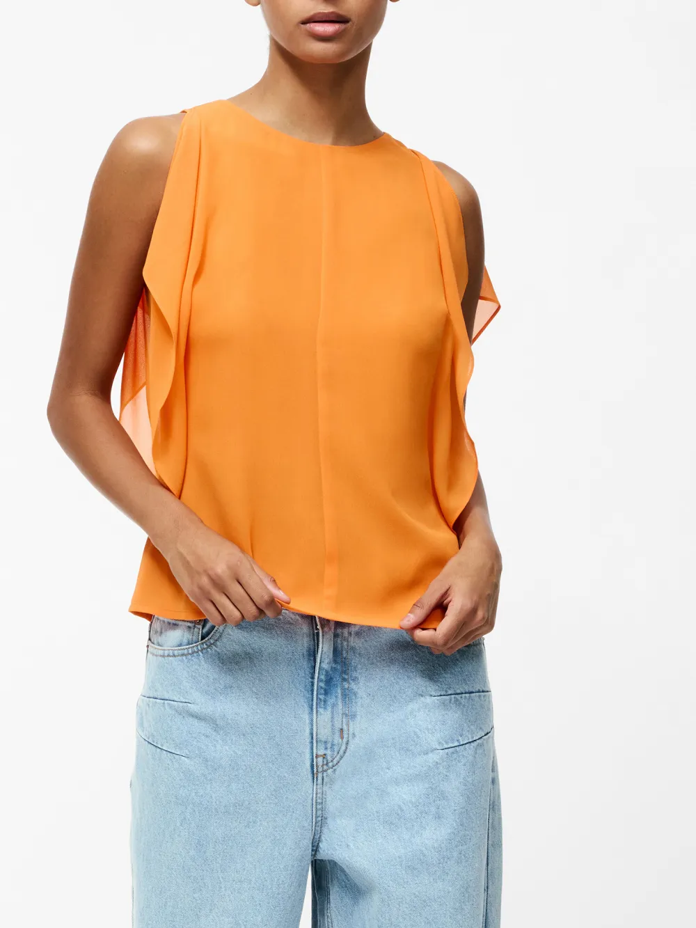 Elegant Solid Color Sleeveless Round Neck Top