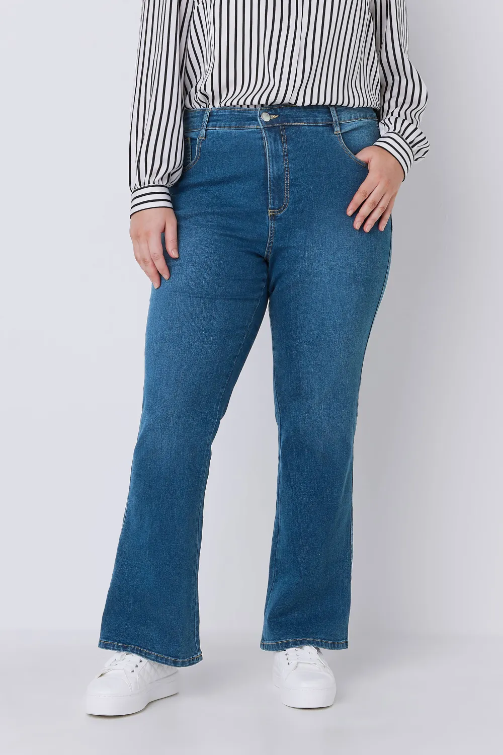 EVANS Curve Fit Indigo Bootcut Jeans