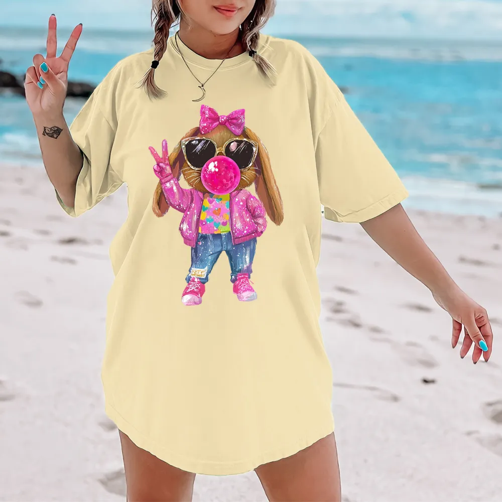 Pink Bunny Blowing Bubbles At The Beach Printed Round Neck Short Sleeve T-Shirt