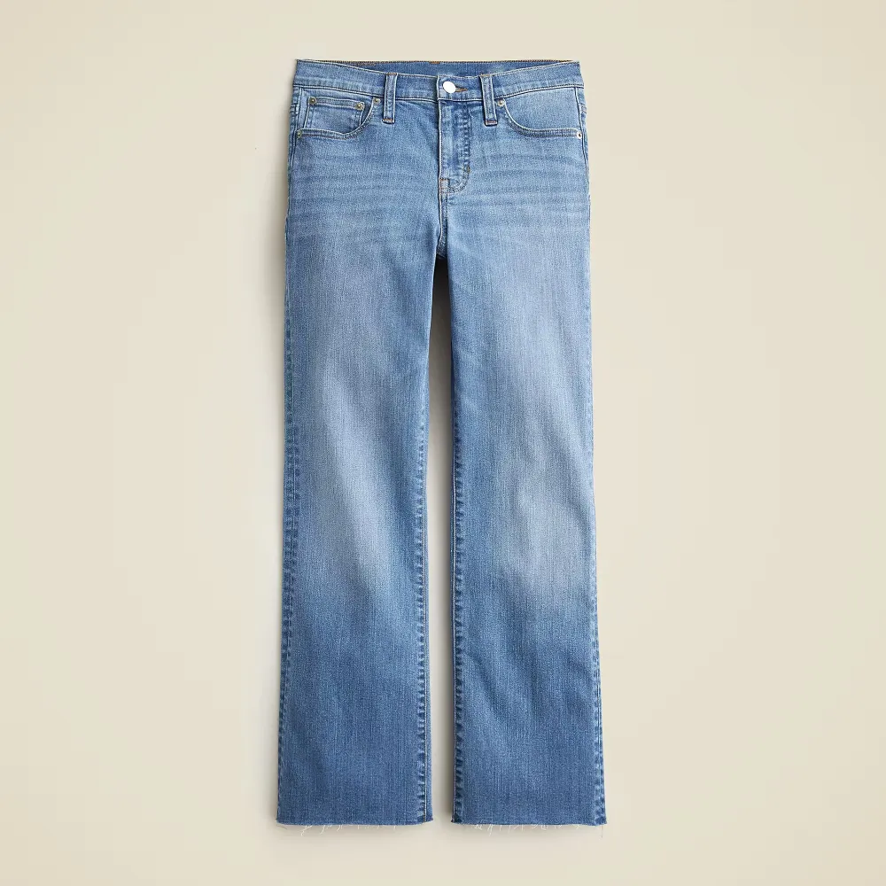Mid-Rise Stretch Cropped Kickout Jeans