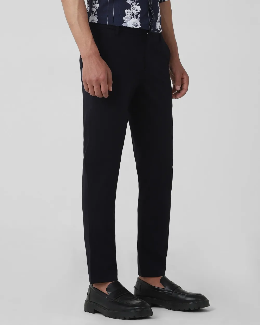 Classic Daily Slim-Fit Straight-Leg Navy Trousers