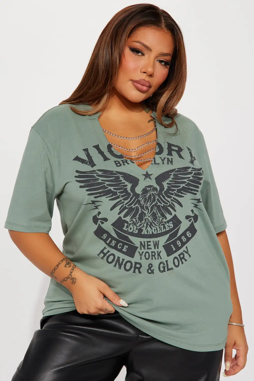 Honor And Glory Graphic Tee - Sage