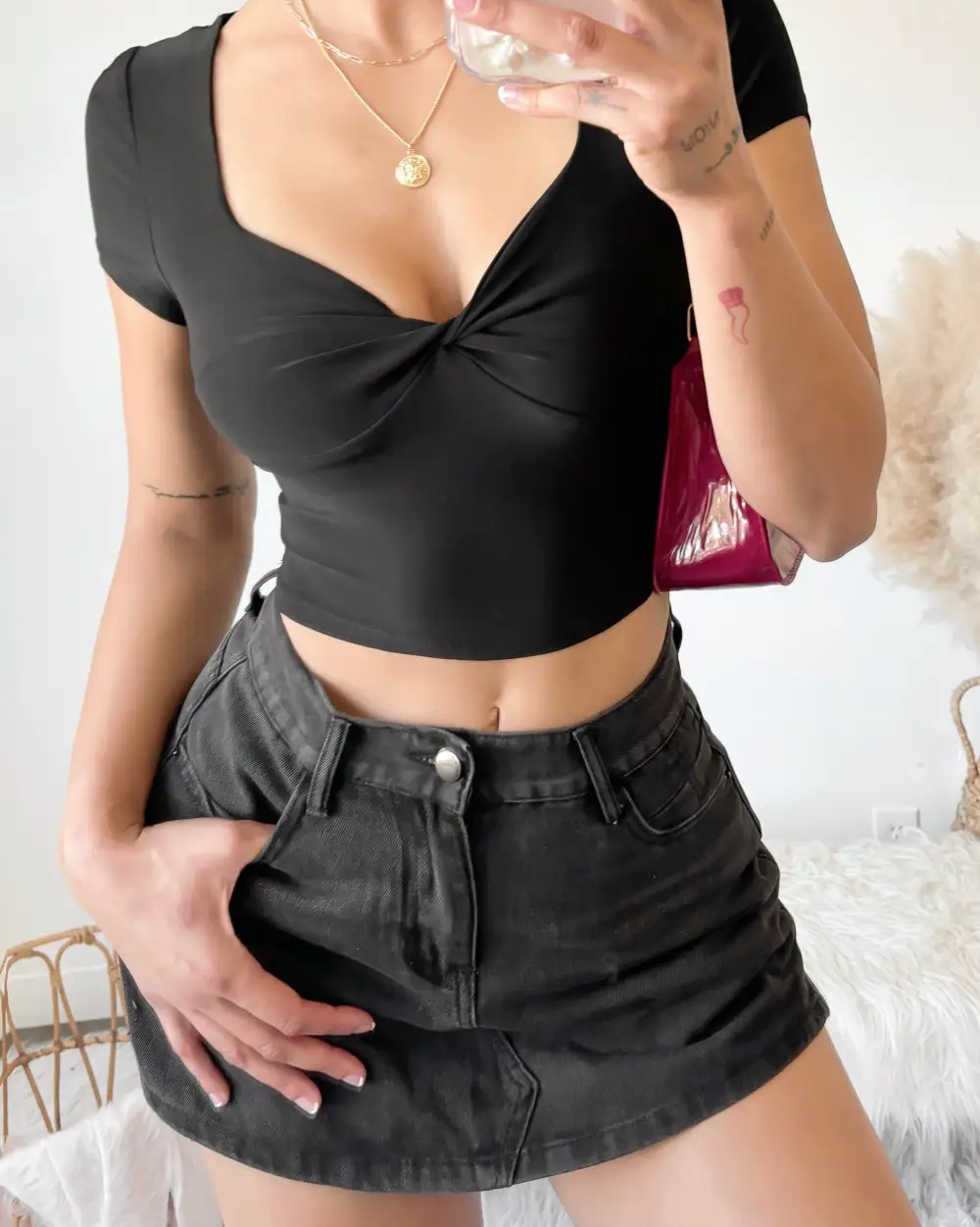 NEW COLOR! NORA TWIST TOP (BLACK)