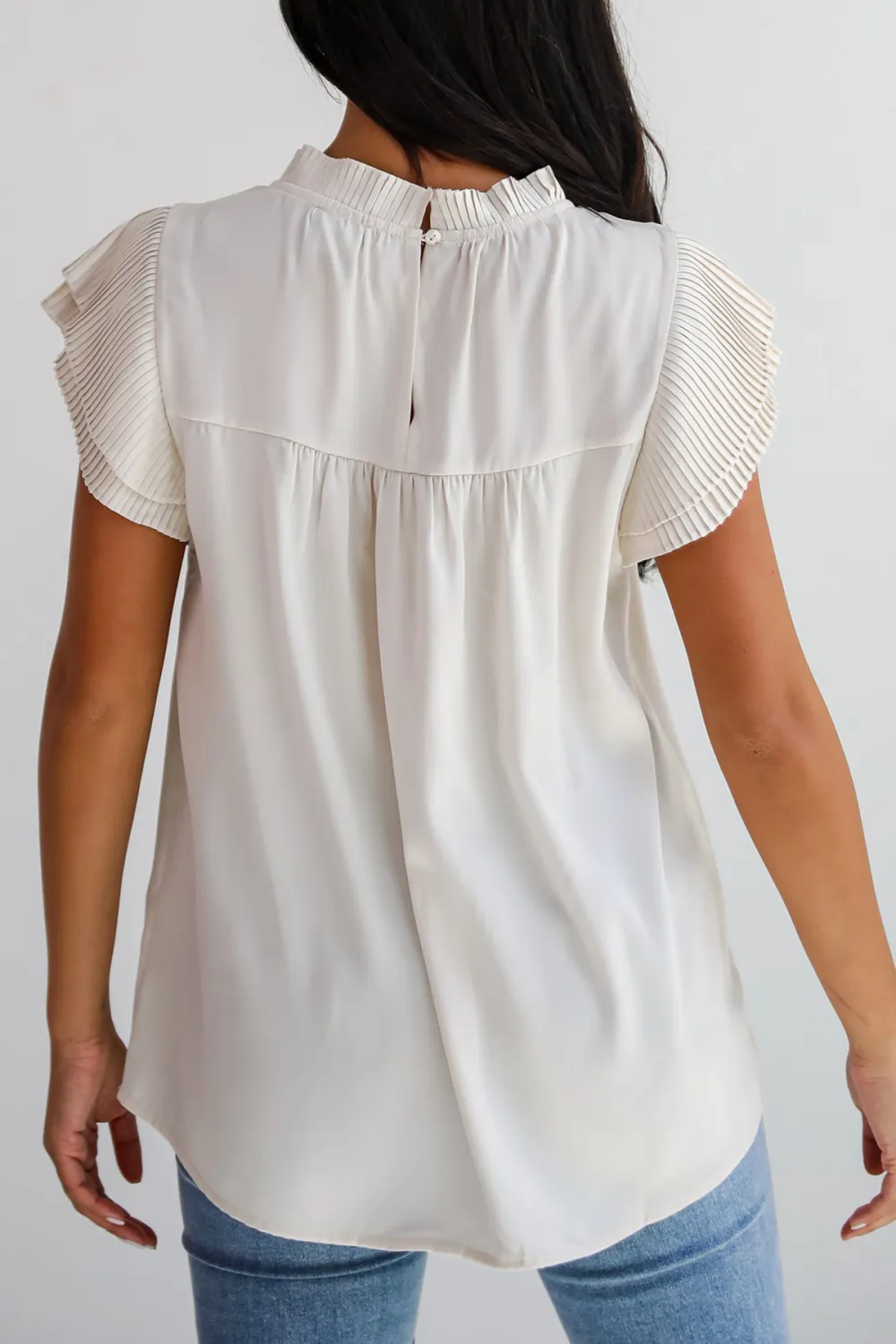 Convincing Aesthetic Cream Ruffle Blouse
