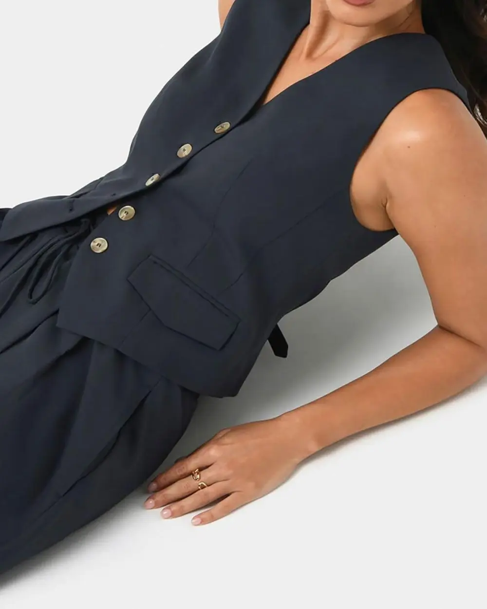 Front Faux Pockets Tailored Vest