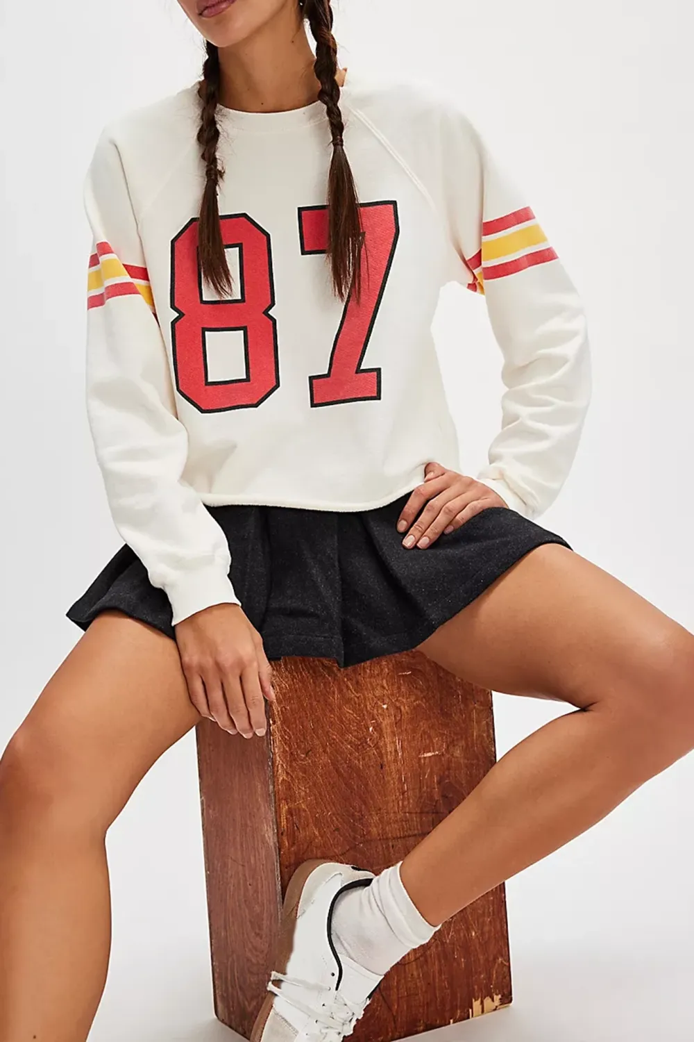 Number Print Raglan Sleeve Sweatshirt