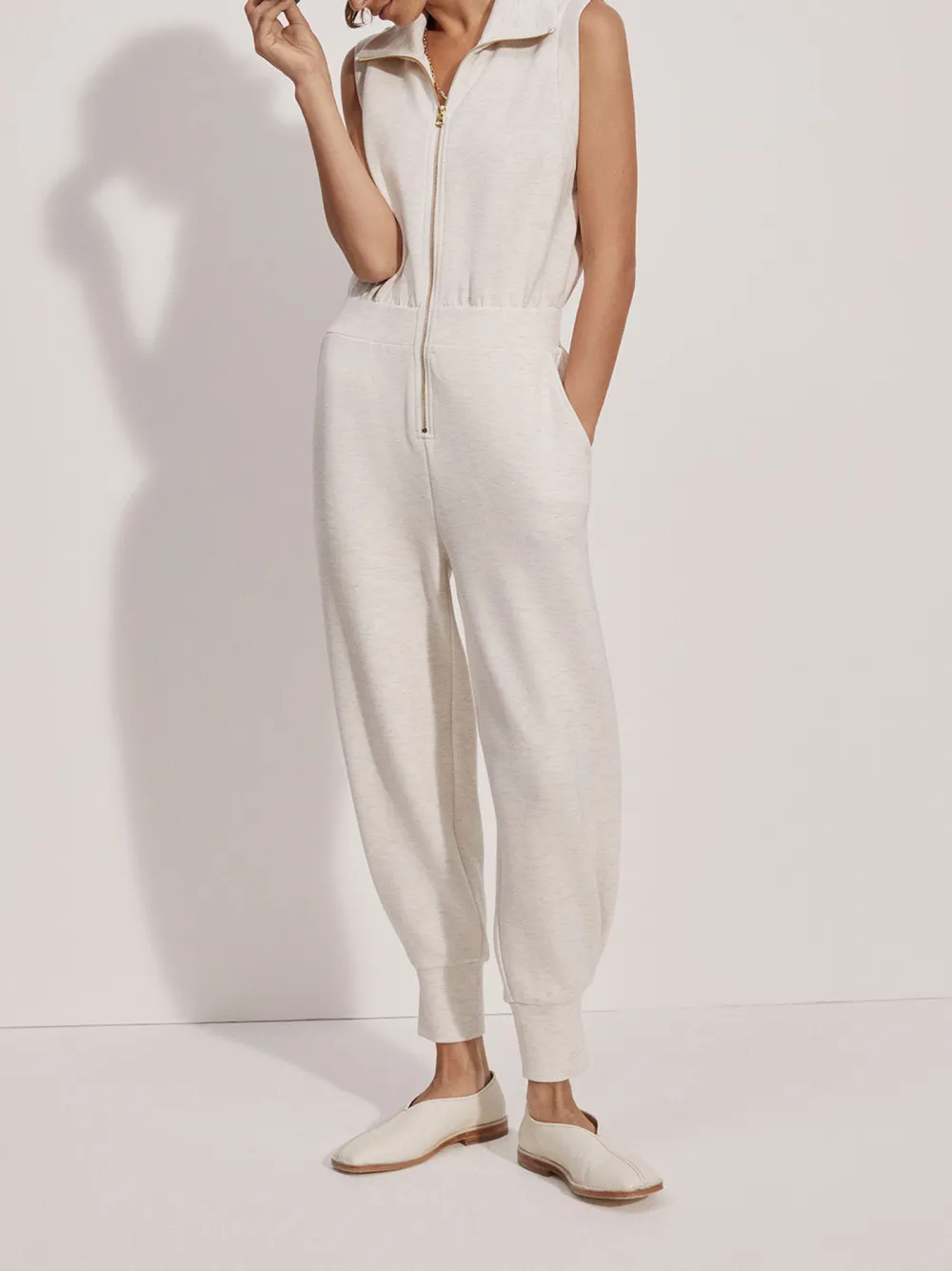 Elegant Sleeveless Zip-Front Jumpsuit