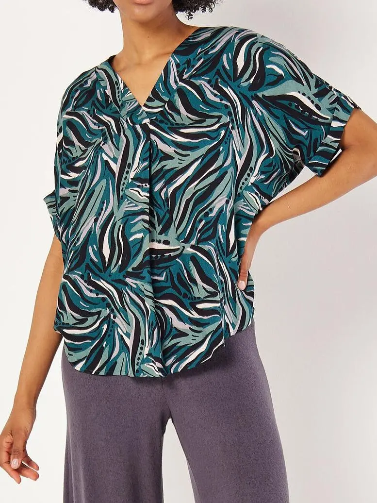 Abstract Print Pleat Blouse