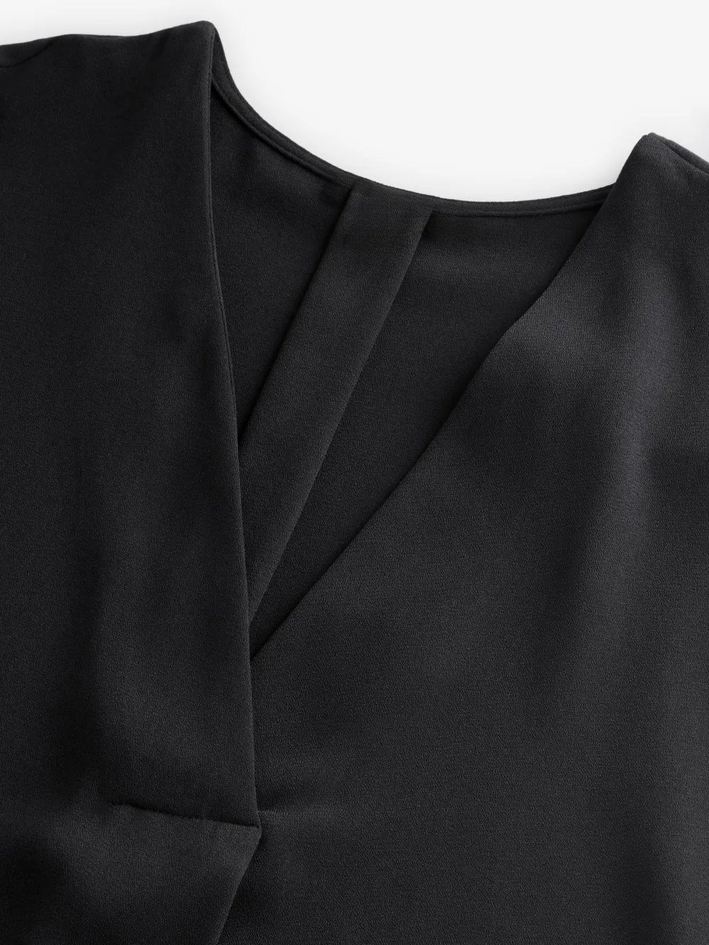 Loose Fit Short Sleeve High Collar V-Neck Shirt