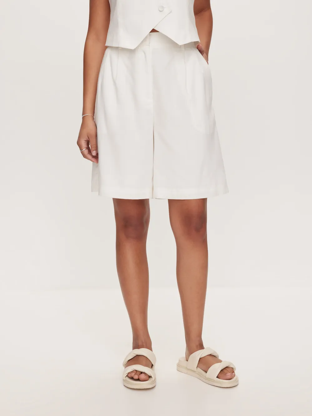 Daily Solid Color Short