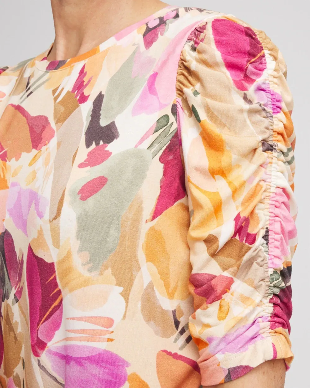 Abstract Print Puff Sleeve Tee