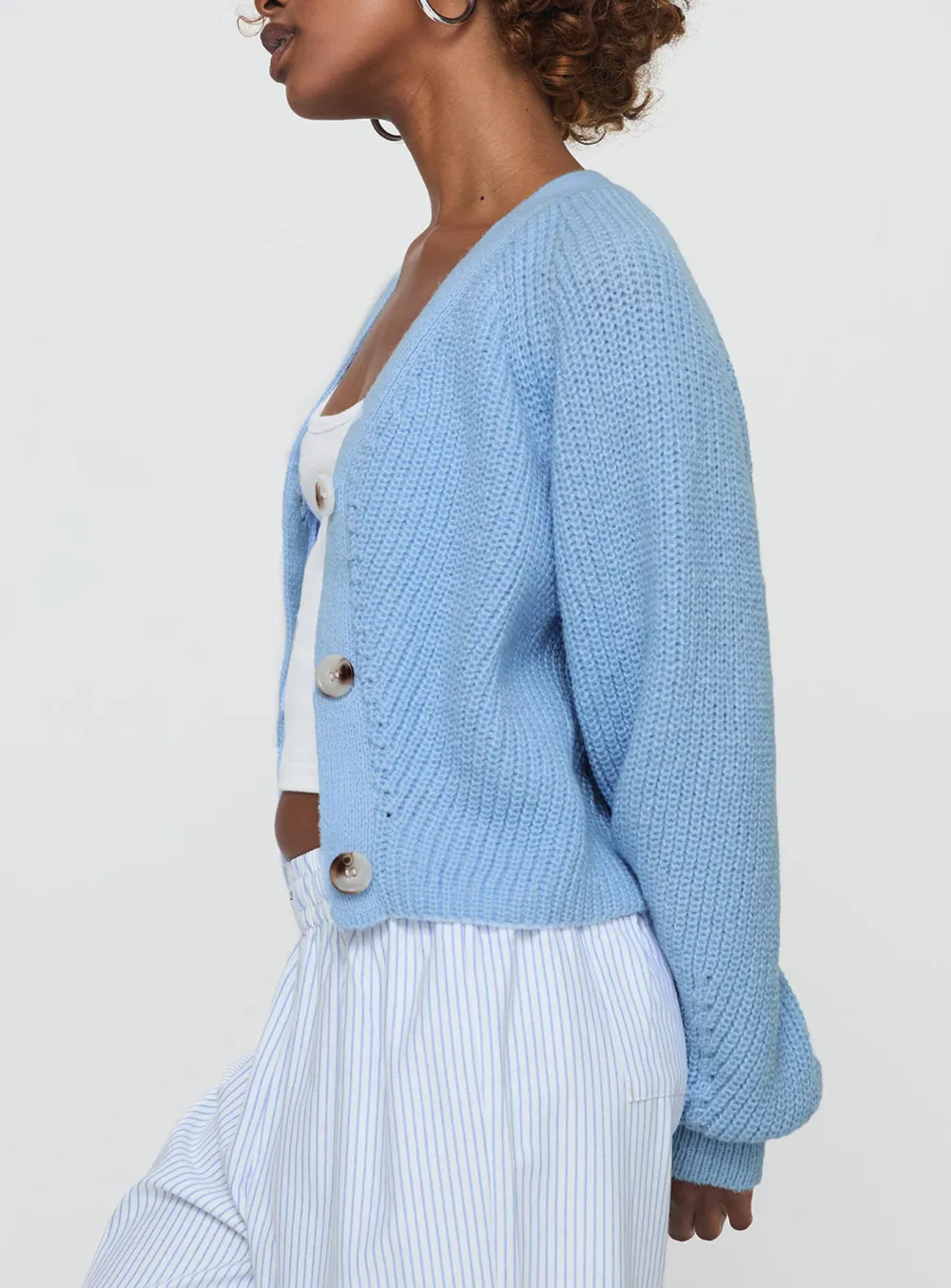 V-neck Cardigan Pale Blue