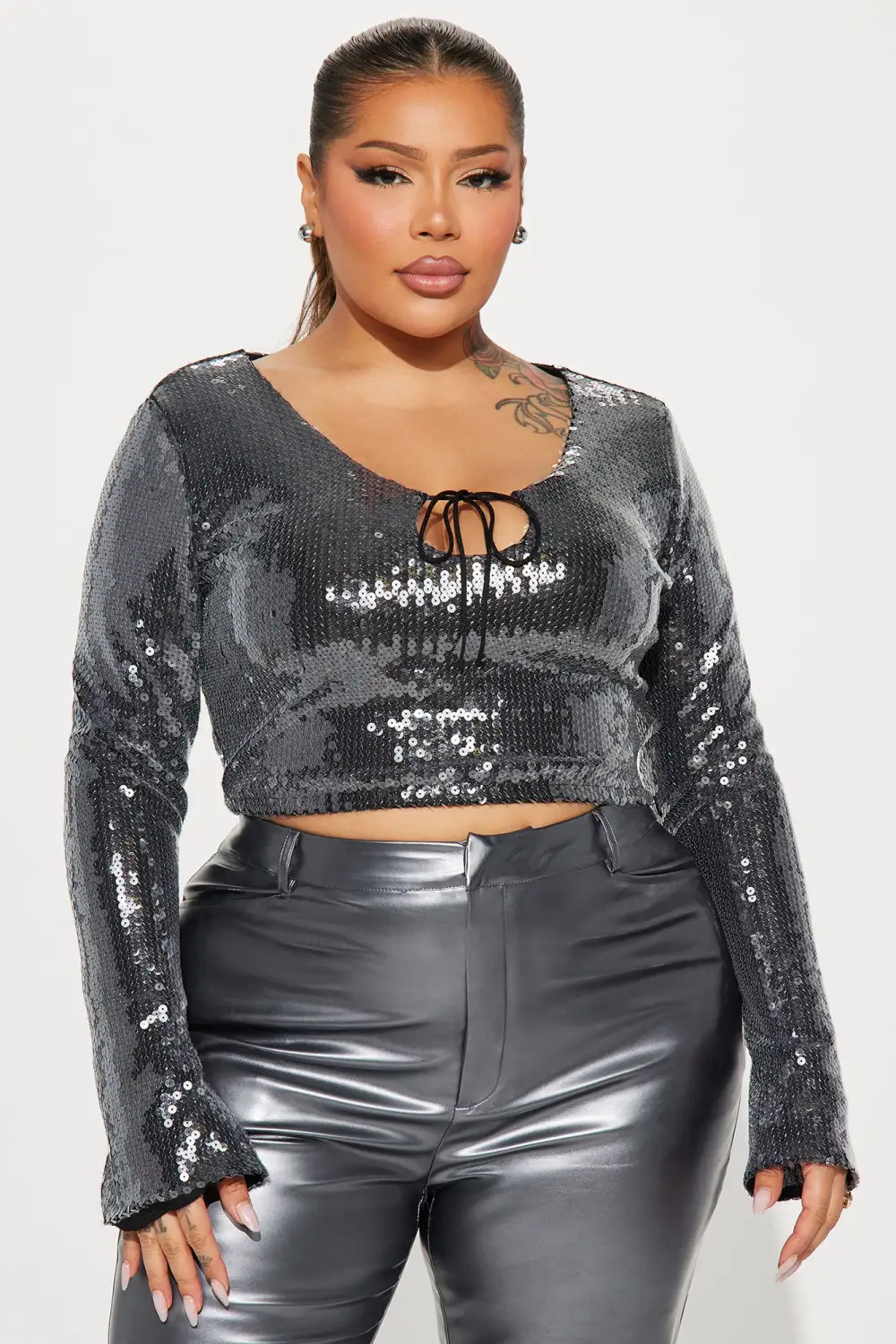 Tonight's Vibe Sequin Top - Black