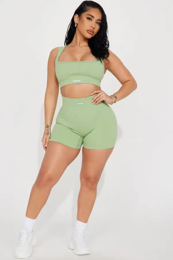 Effortless Orpheus Ribbed Seamless Bra Top - Sage