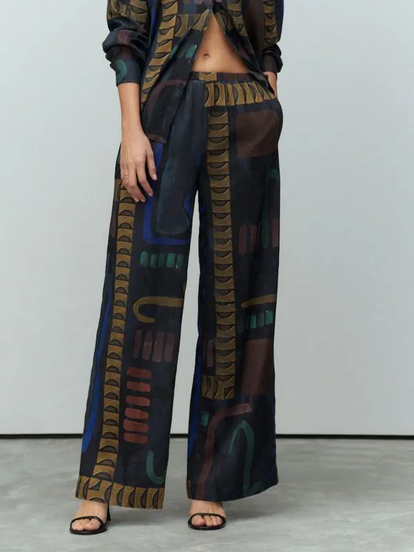 Artistic Printed Wide-Leg Pants Paired With Linen