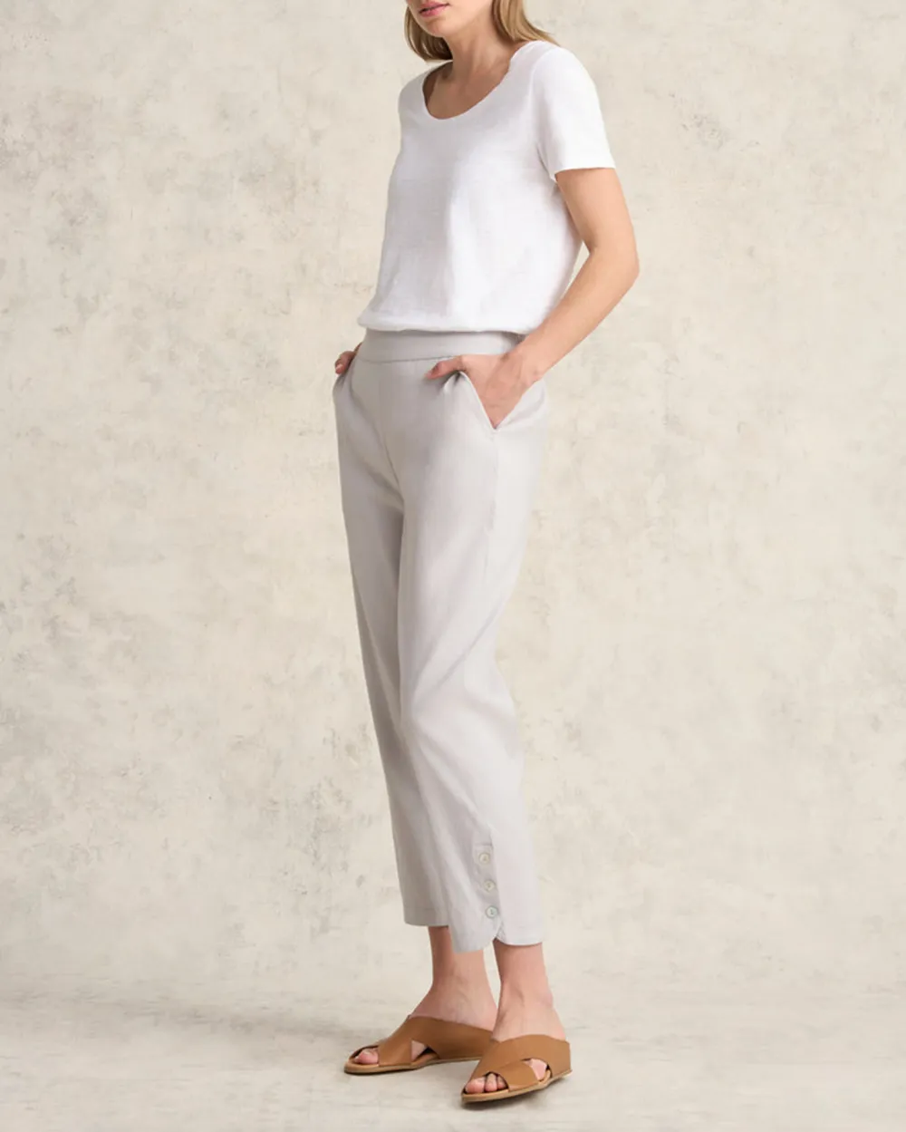 Curved Hem Linen Trousers