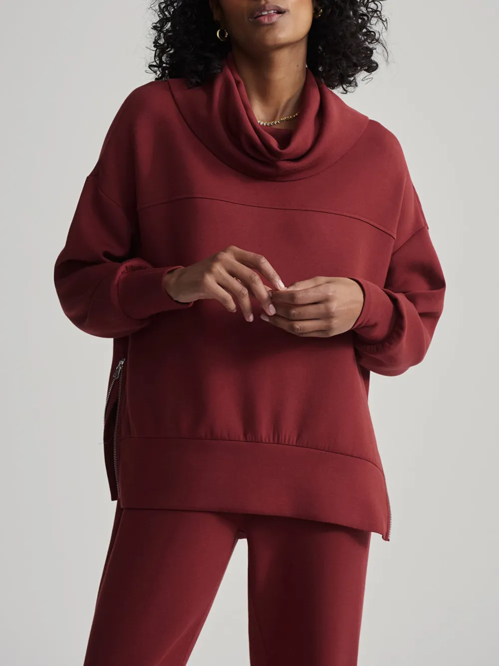 Elegant Cowl-Neck Loose-Fit Sweatshirt