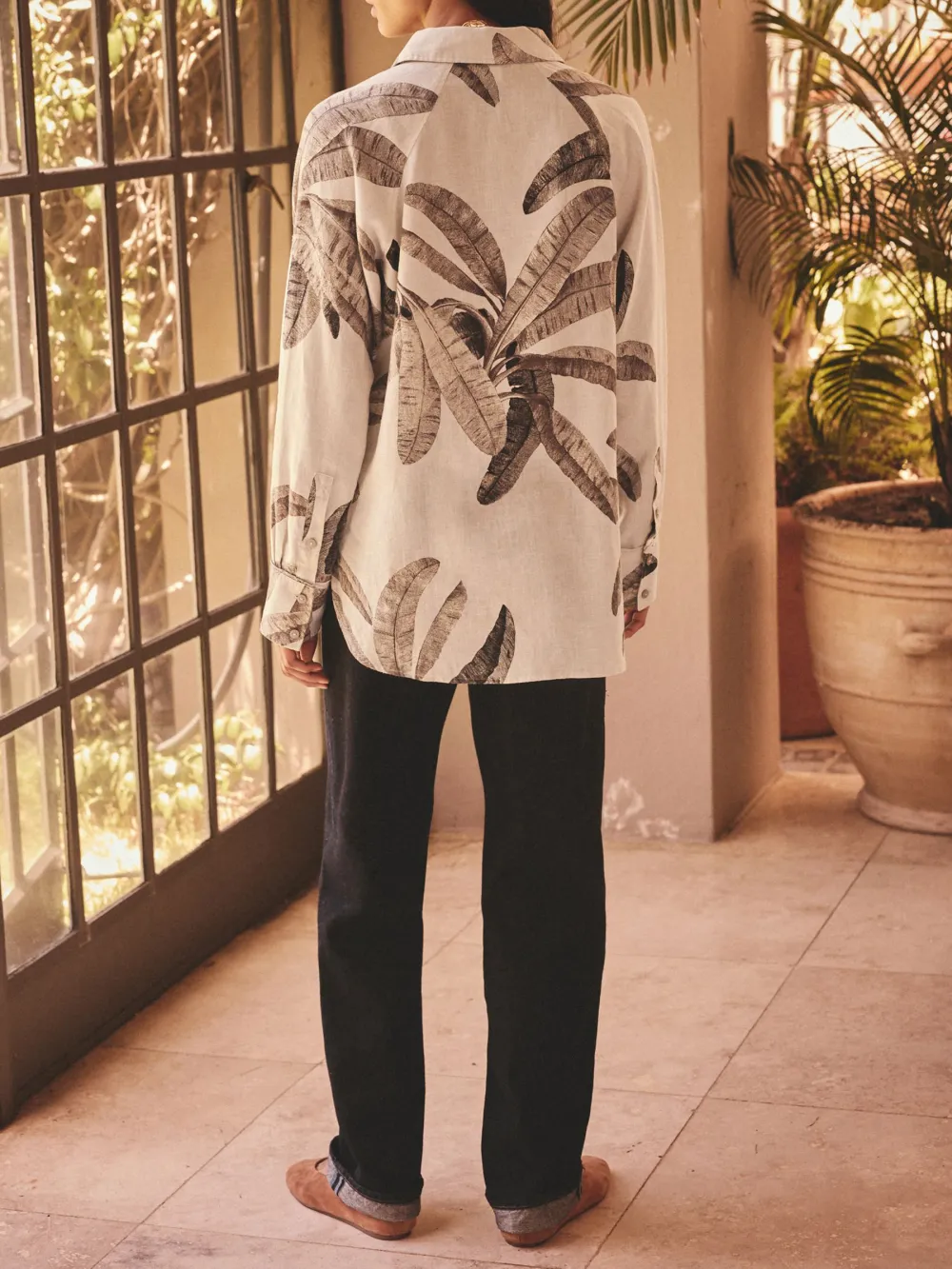 Ecru Palm Print Linen Flat Collar Loose Long Sleeve Shirt
