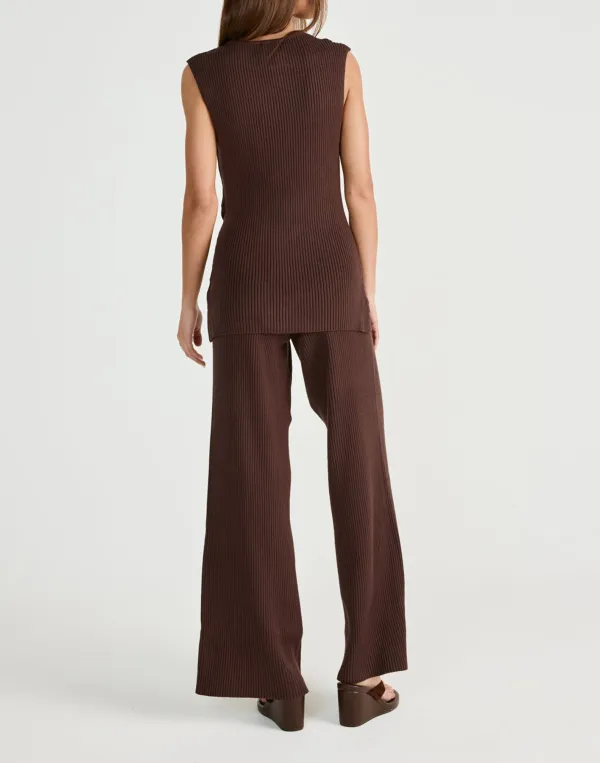 Women's Leg-Lengthening Ribbed Trousers