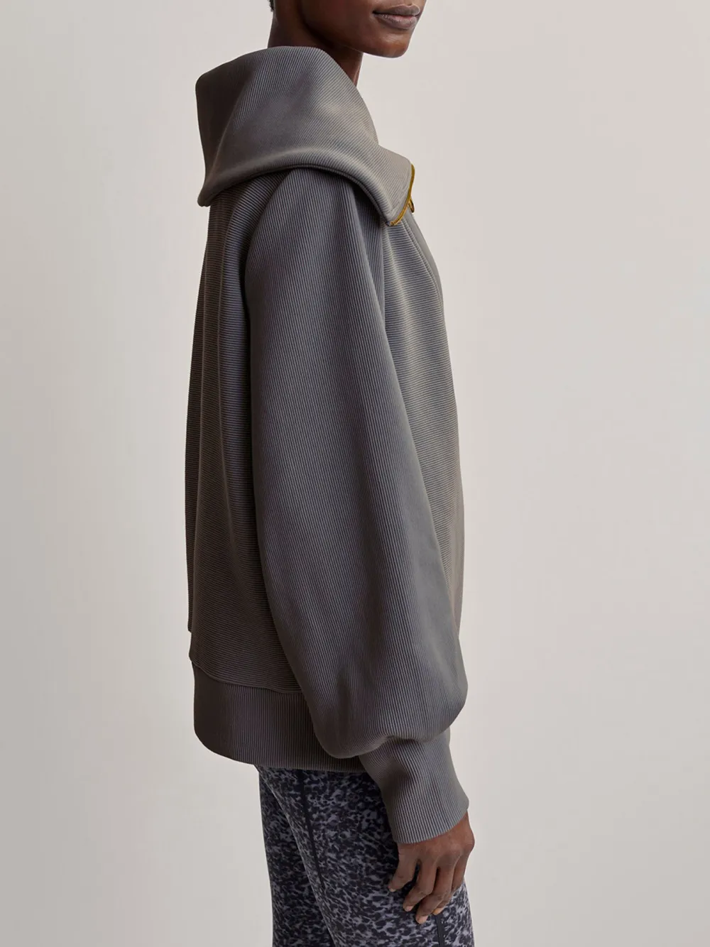 Chic Oversized Half-Zip Wide-Collar Sweatshirt