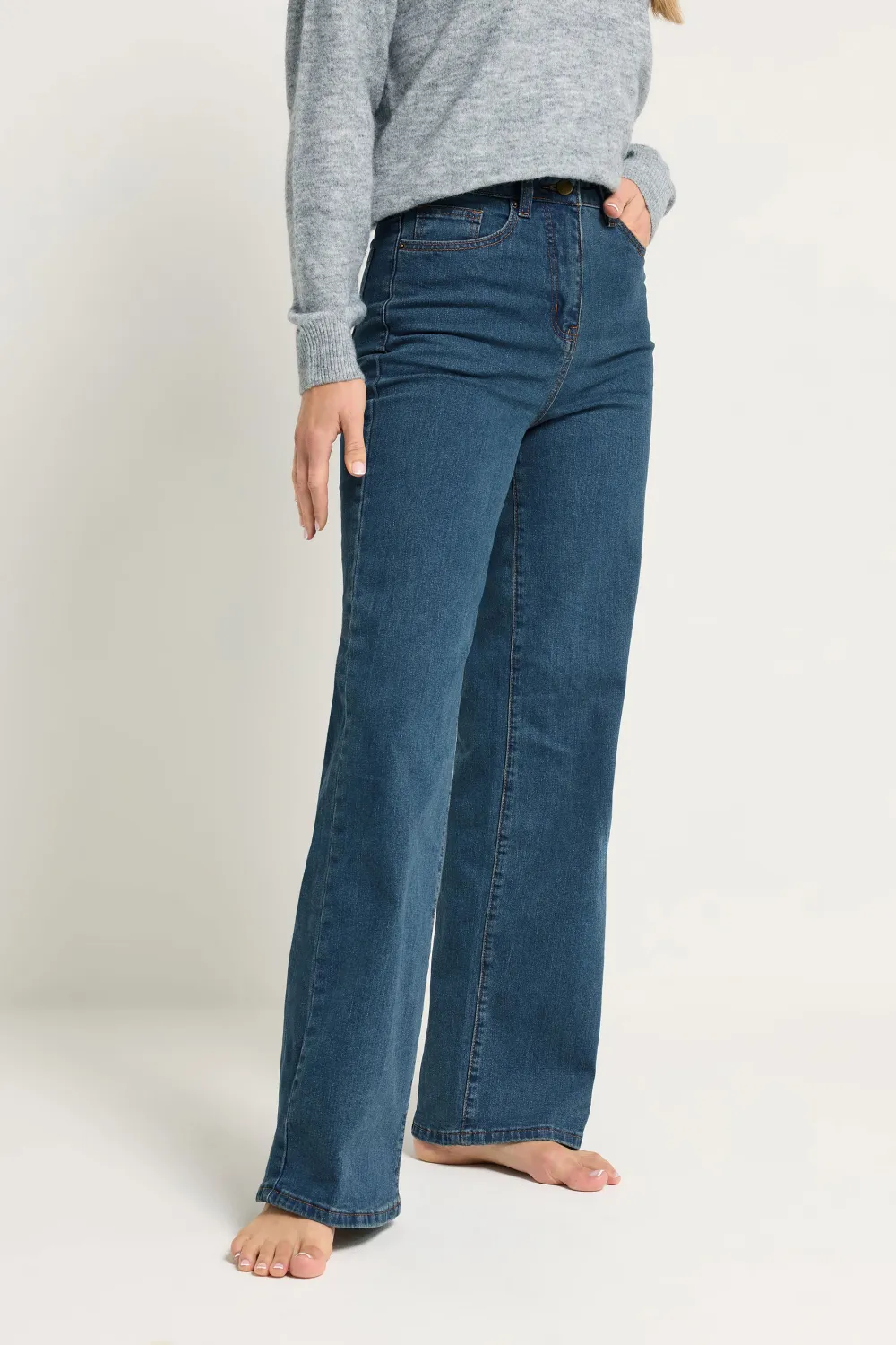 Front Zipper Jeans with Pockets