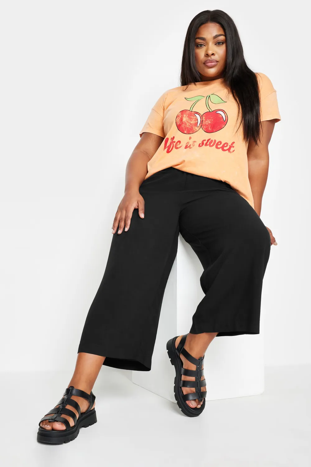 YOURS Curve Khaki Green Cropped Trousers