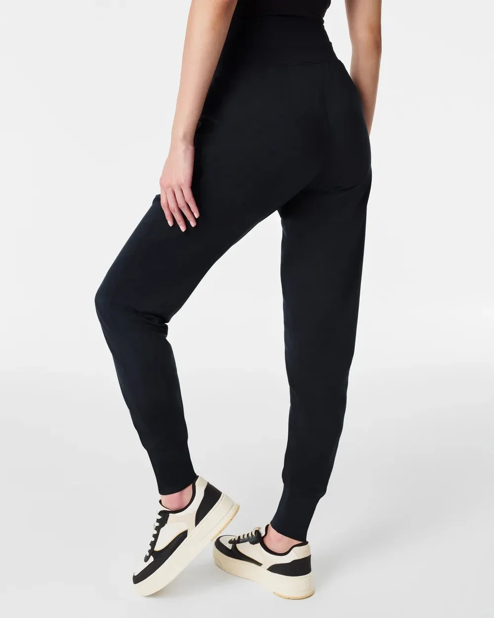 Very Black High Waist Jogger