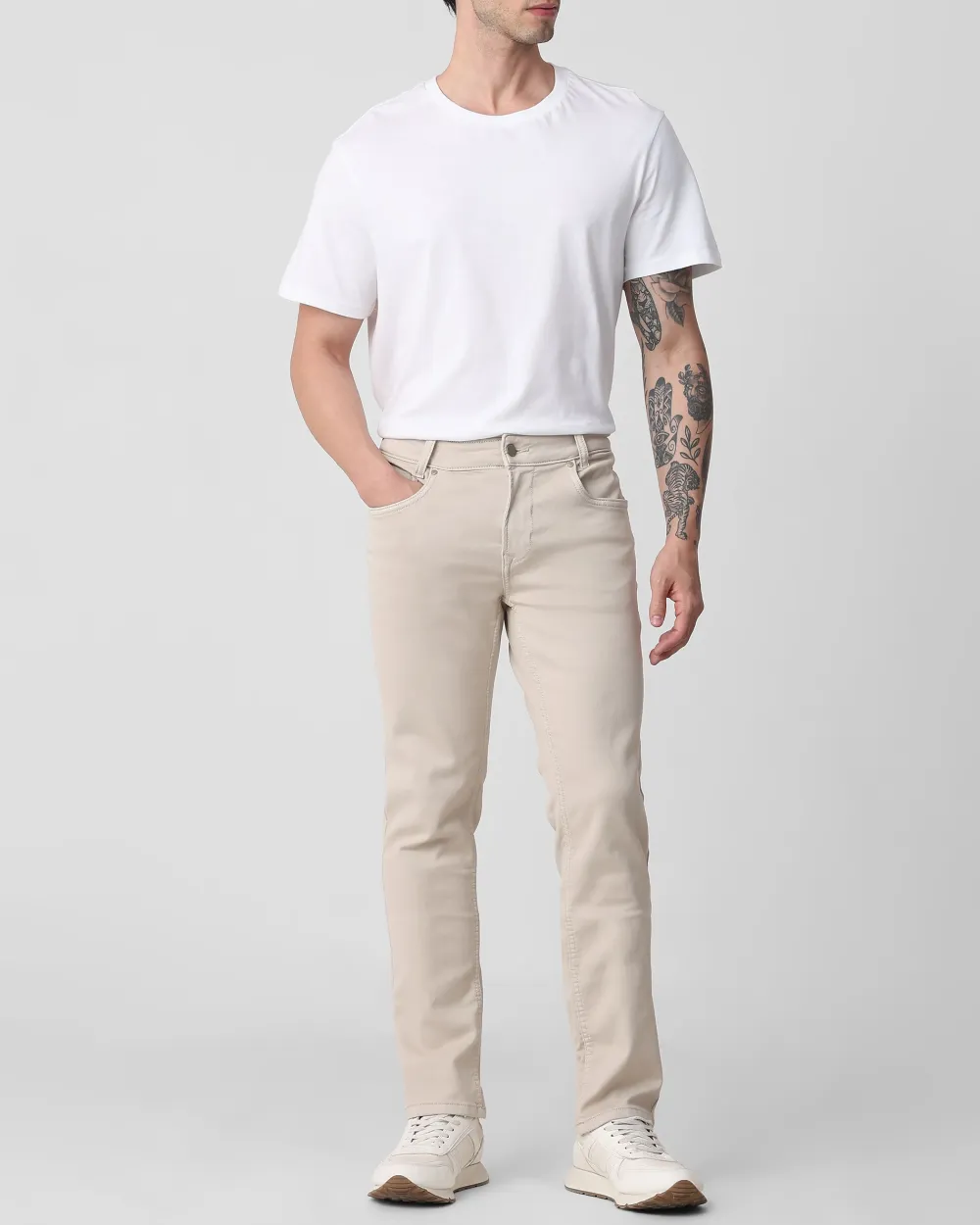 Classic Versatile And Comfortable Straight Stone Jeans