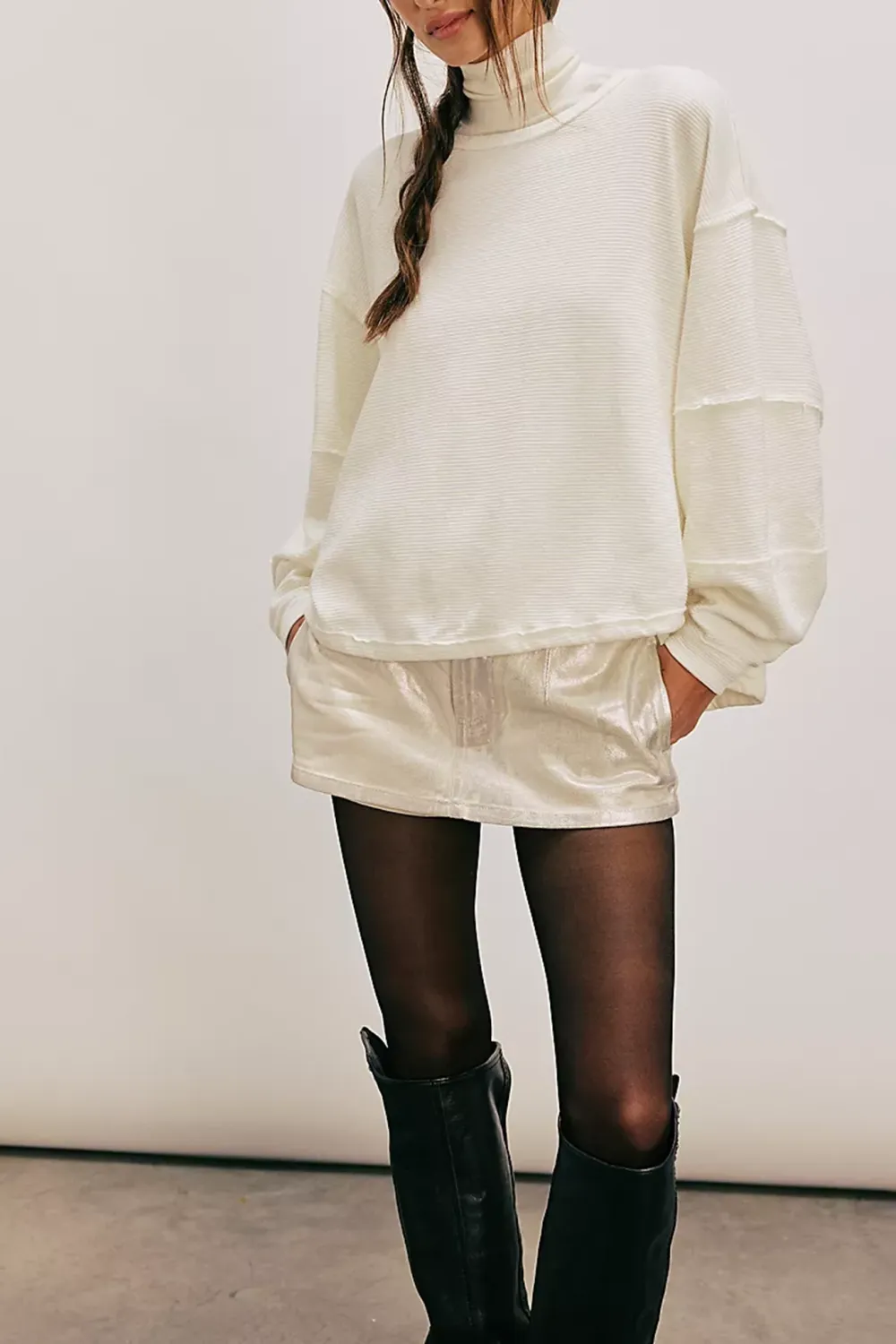 Ribbed Crew Neck Sweatshirt