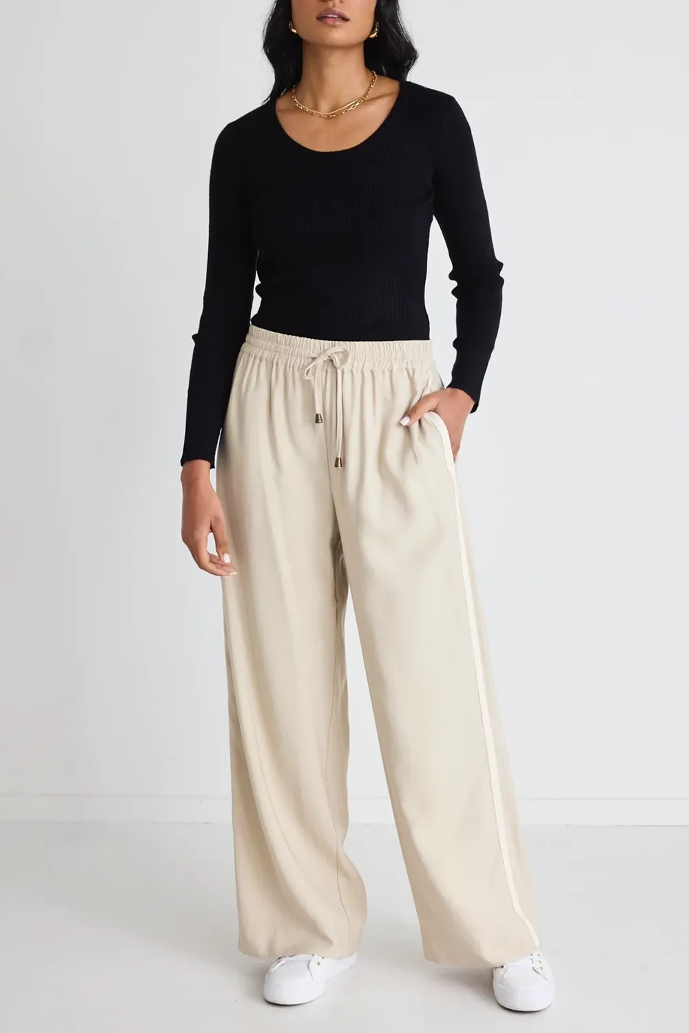 Sand Stripe Side Tape Wide Leg Pants