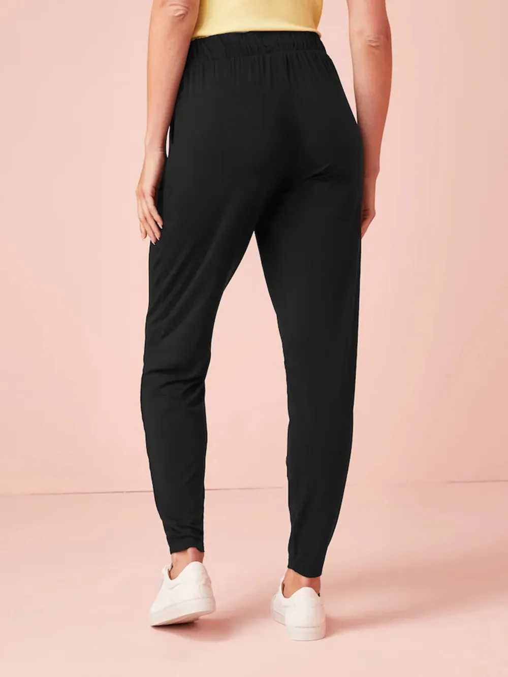 Black Sportswear Jogging Pants 2-Piece Set