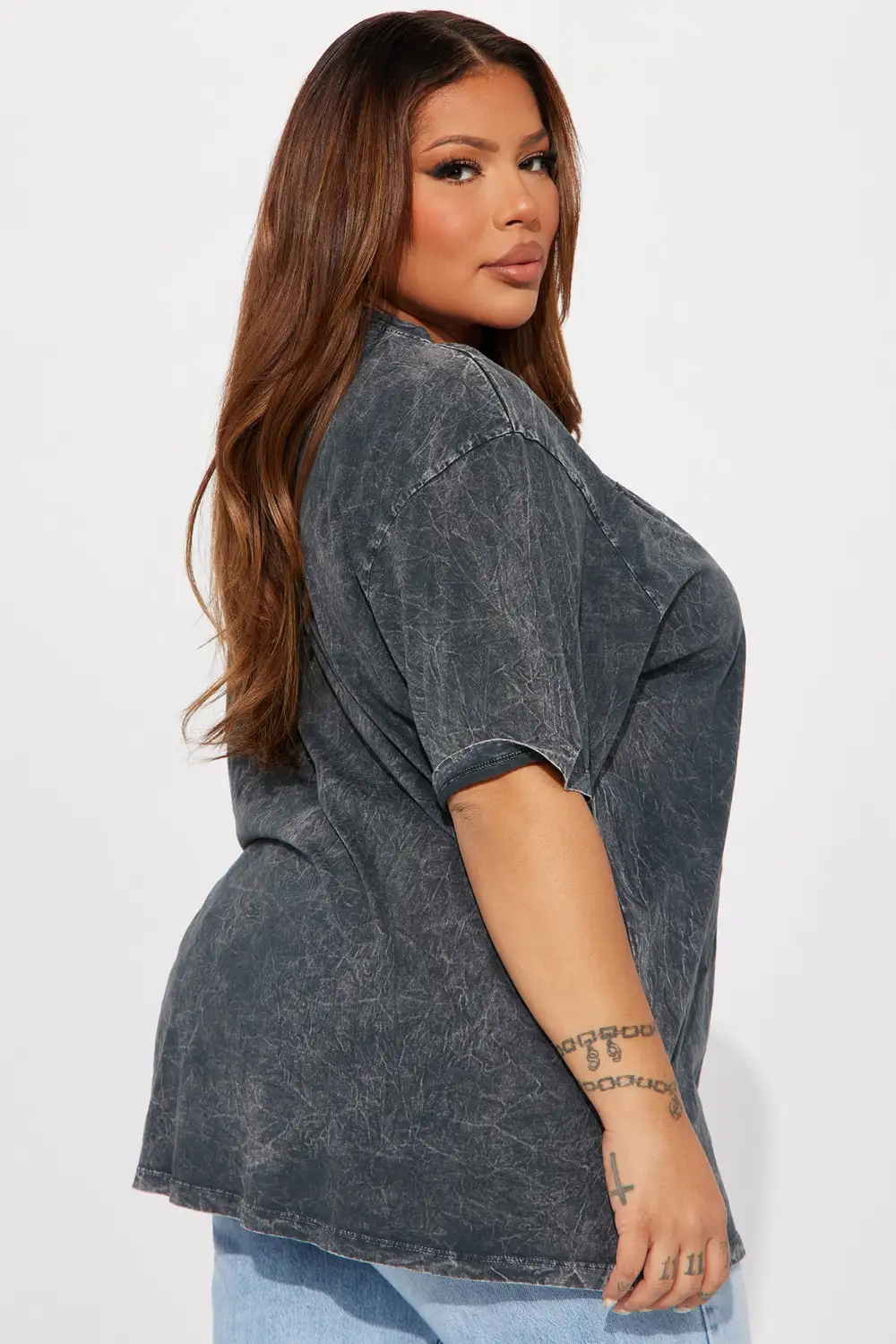 Libra Distressed Tee - Charcoal